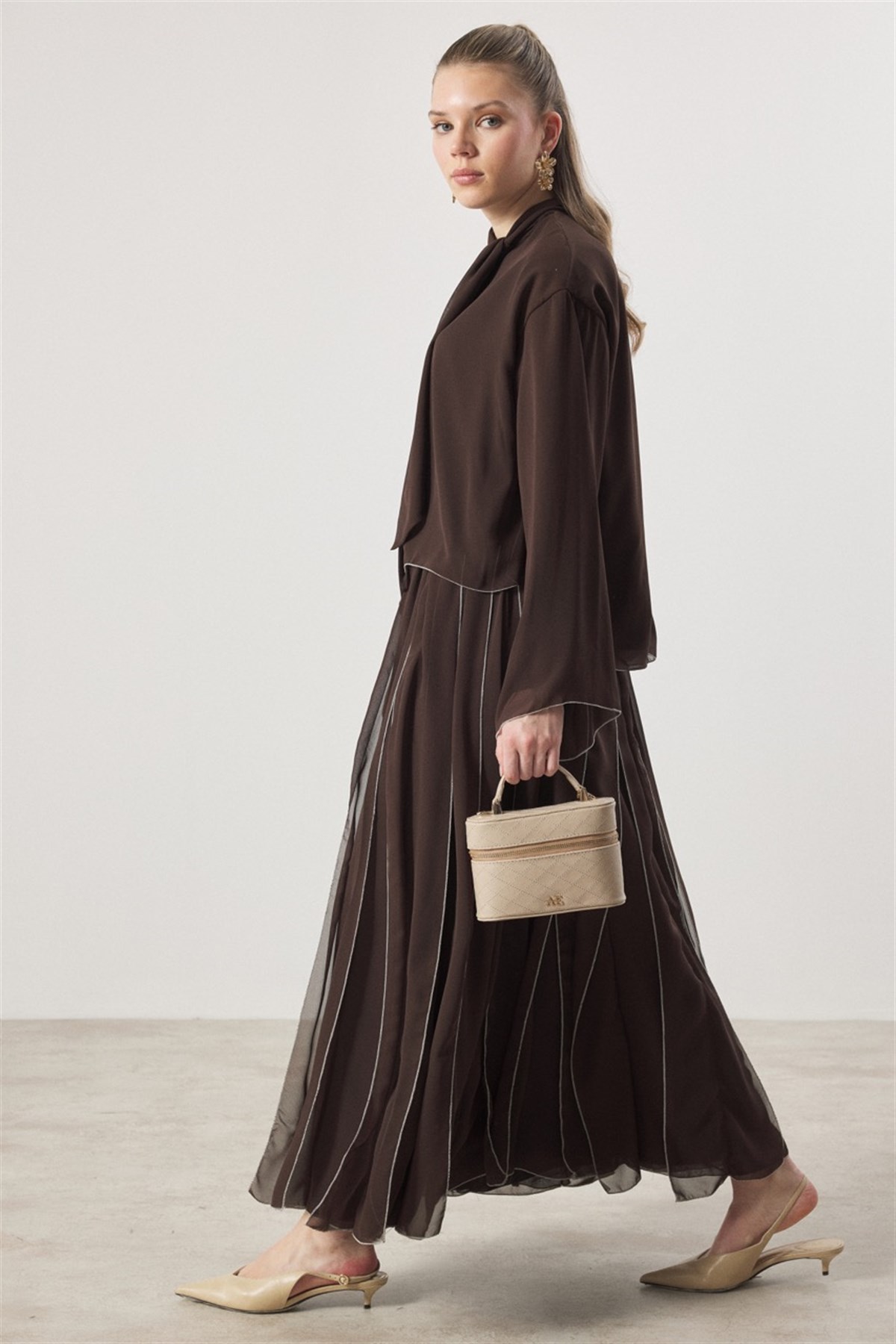 Kravat Bağlamalı Pileli Etek Takım - Kahve