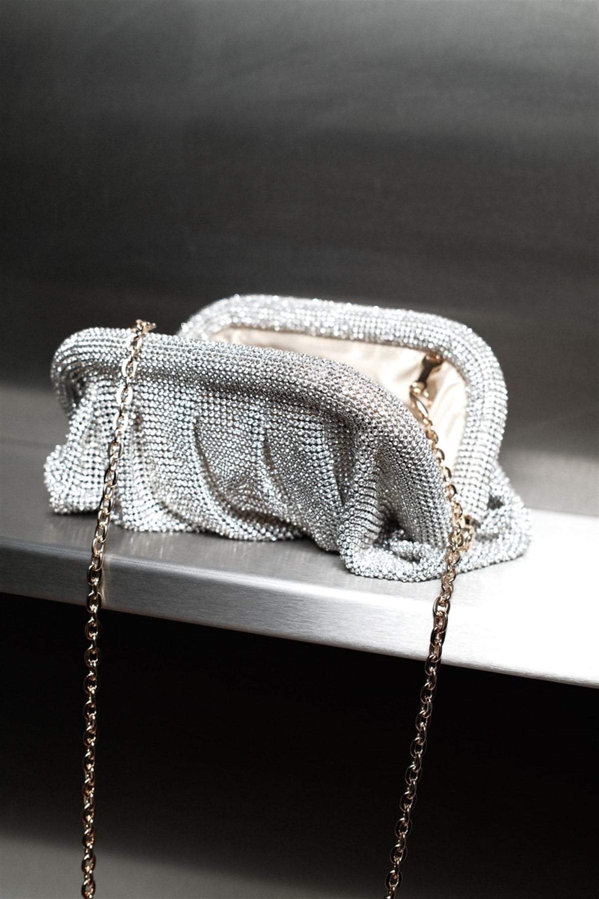 Kristal Taşlı Clutch Çanta - Gümüş