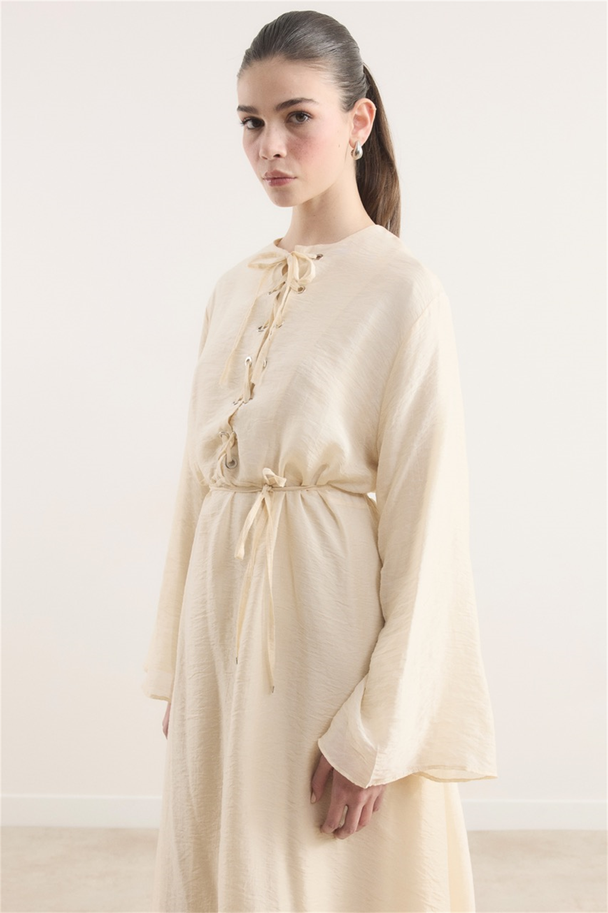 Lucy Bağcık Yaka Detaylı Elbise - Sarı