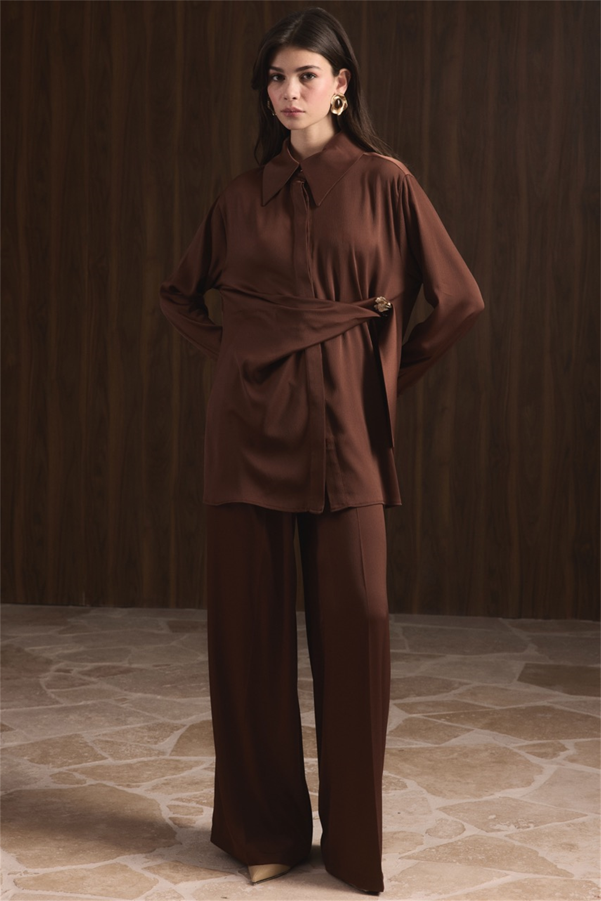 Madella Bağlamalı Broşlu Takım - Kahve