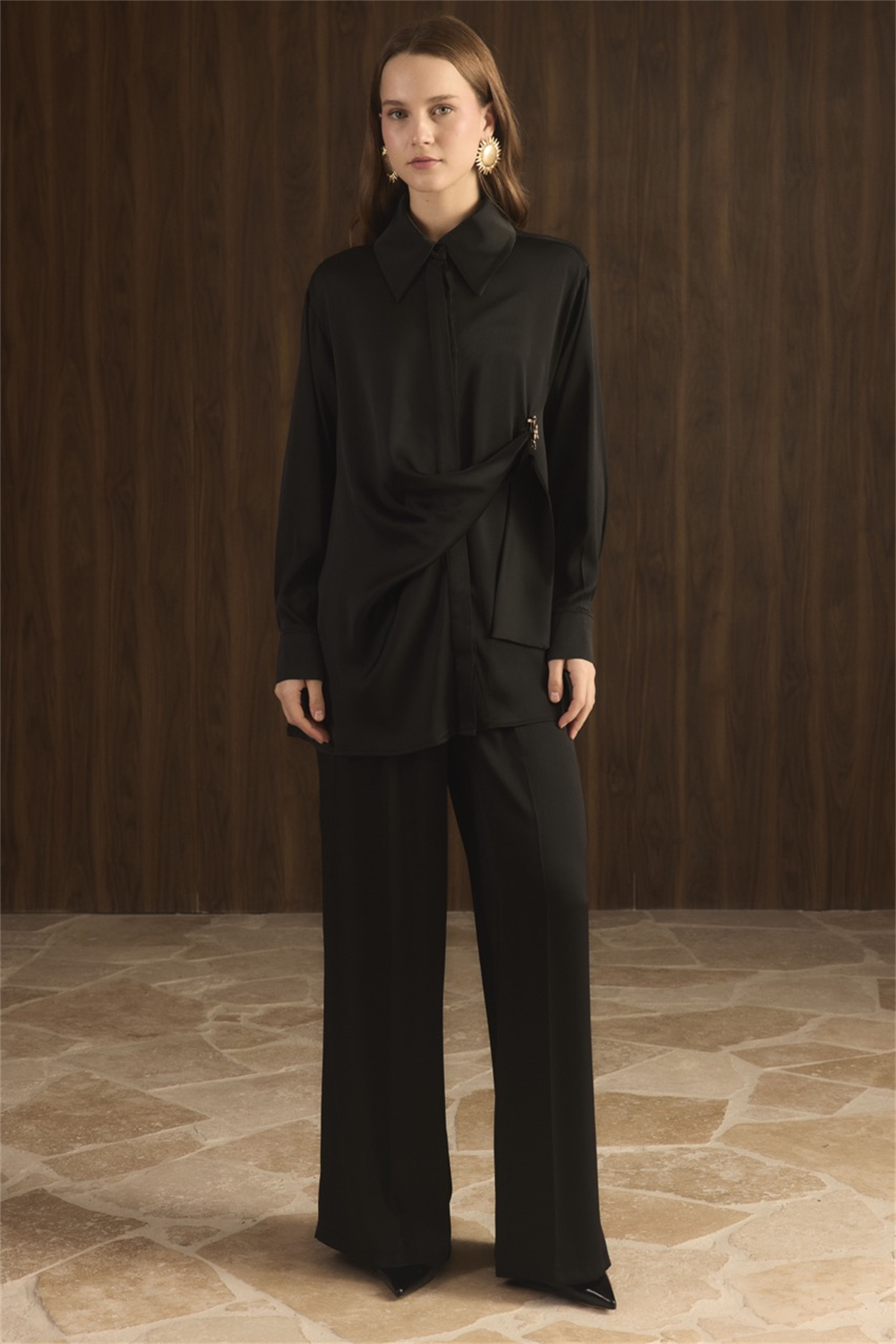 Madella Bağlamalı Broşlu Takım - Siyah