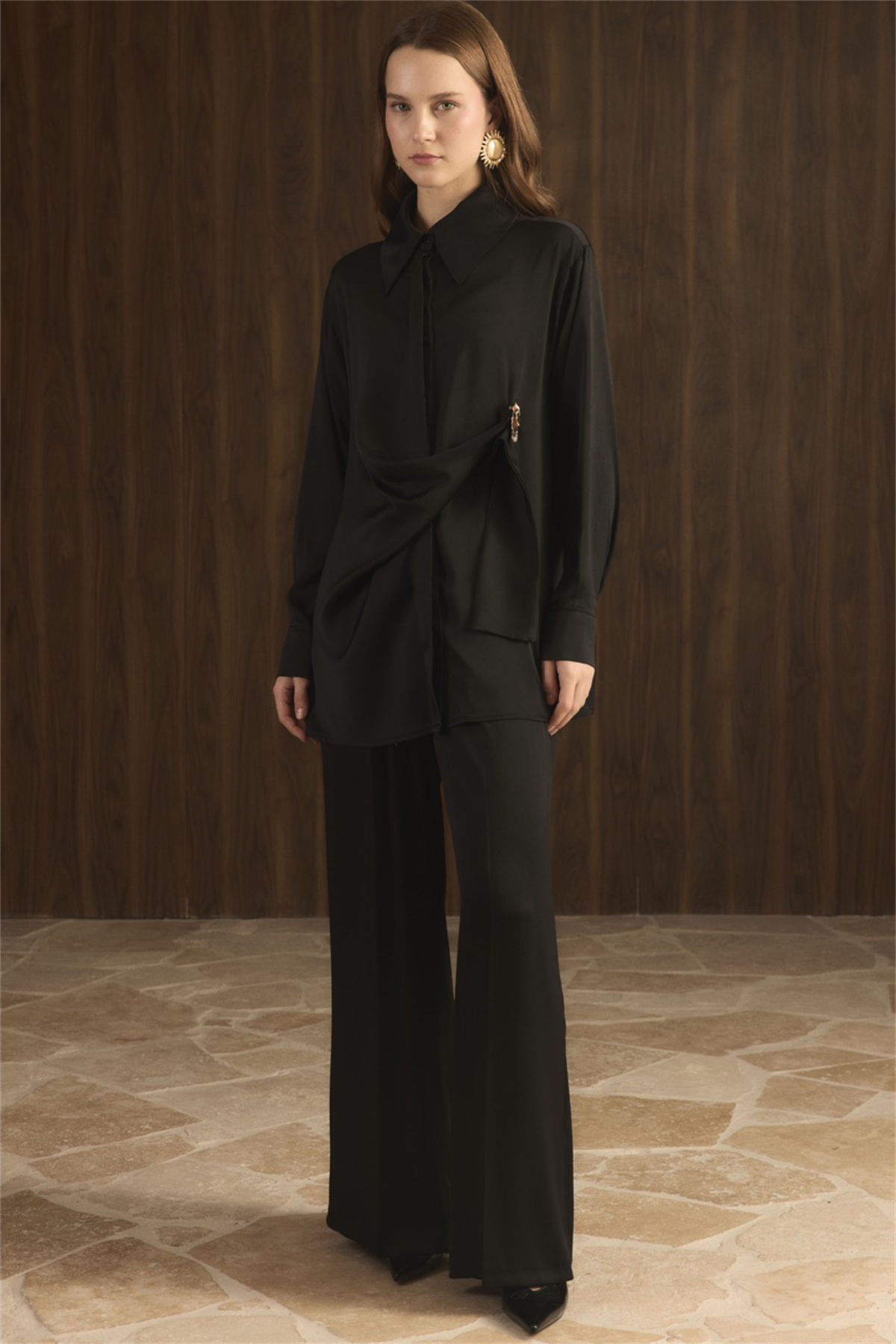 Madella Bağlamalı Broşlu Takım - Siyah