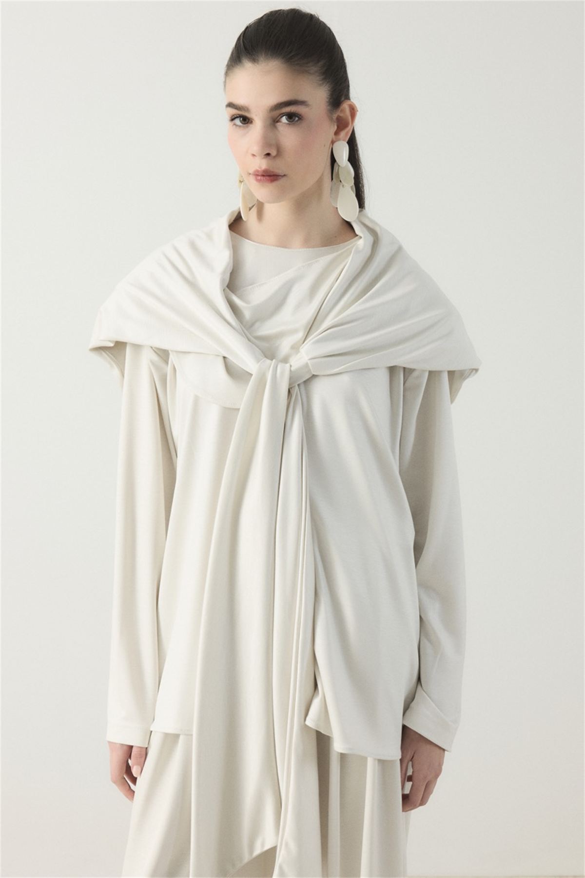 Maren Belden Fiyonklu Takım - Bej