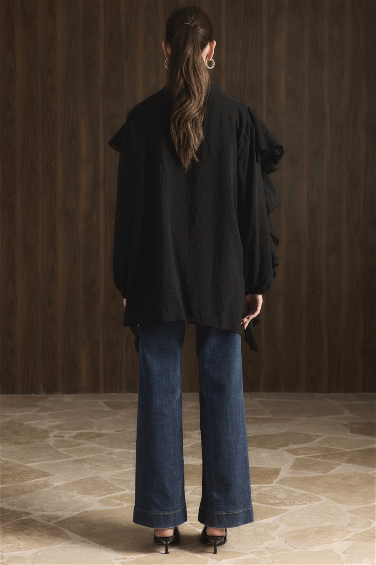 Melis Önü Fırfırlı Gömlek - Siyah