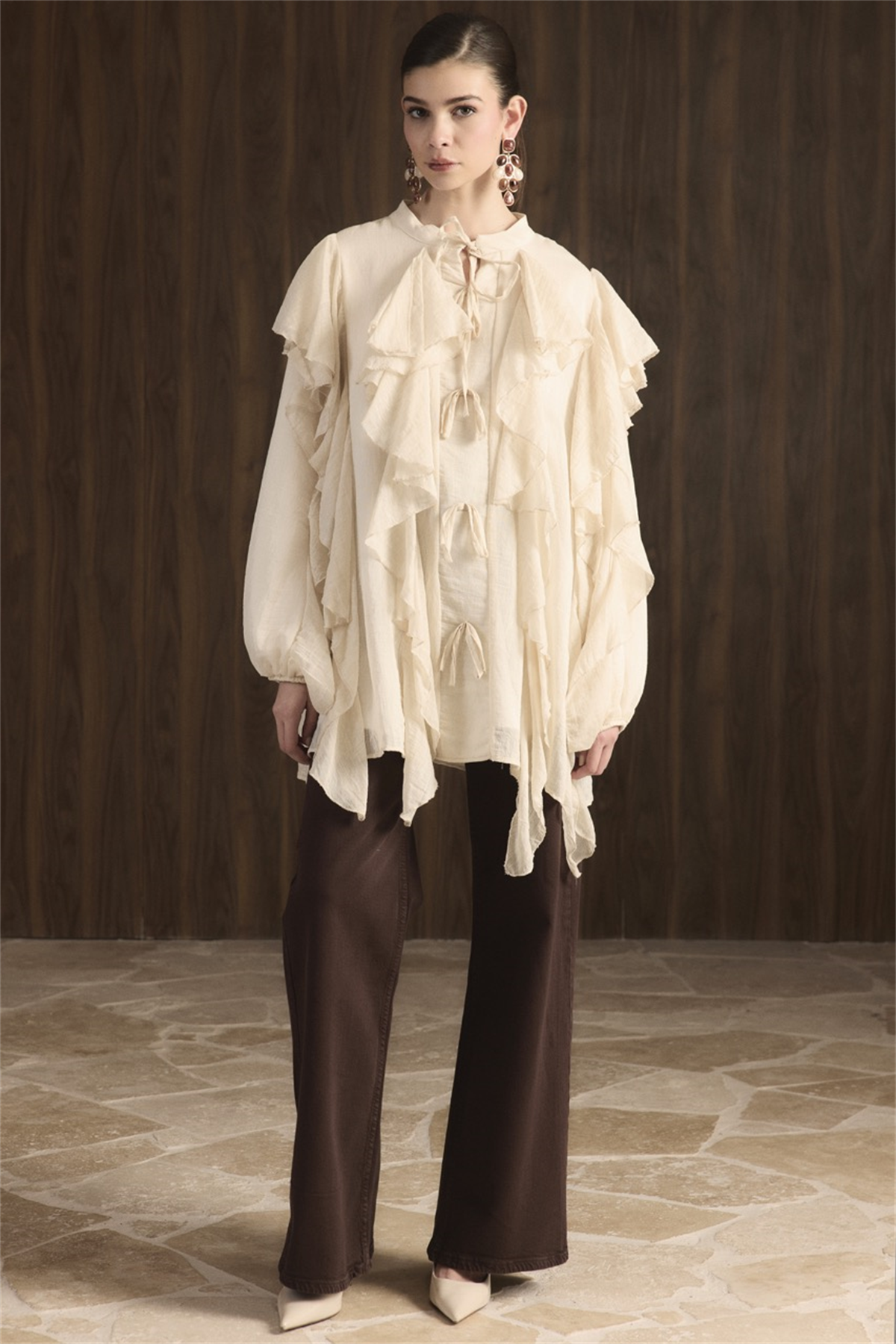 Melis Önü Fırfırlı Gömlek - Taş