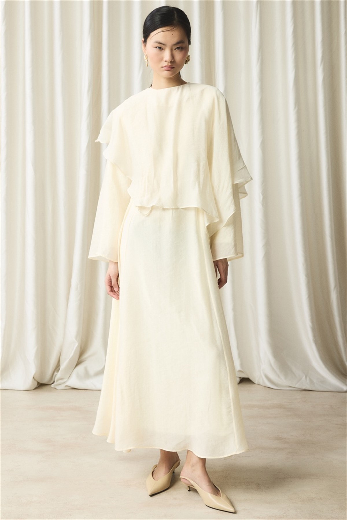 Omuz Detaylı Kemerli Elbise - Sarı