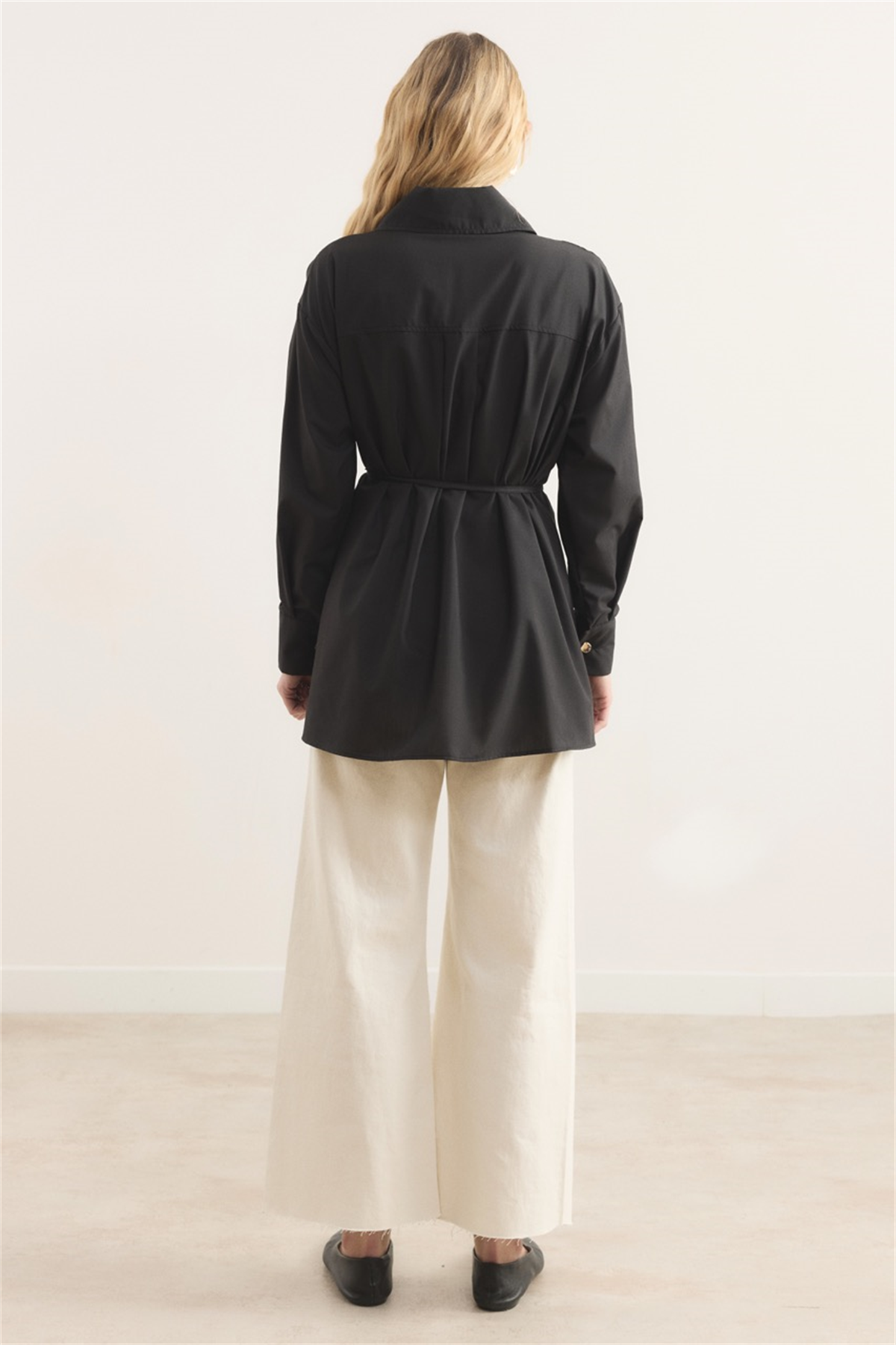 Omuz Pileli Dacron Gömlek - Siyah