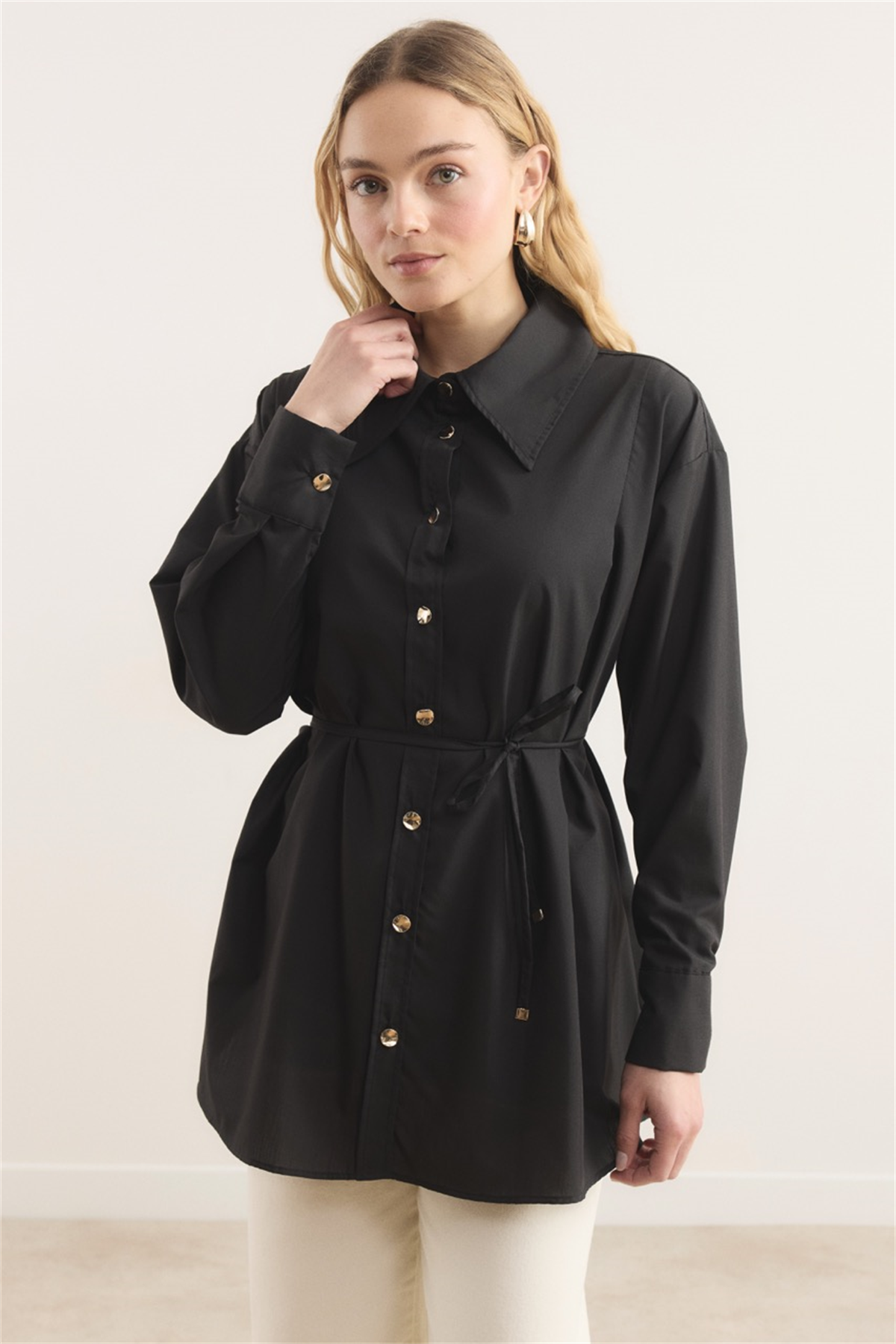 Omuz Pileli Dacron Gömlek - Siyah