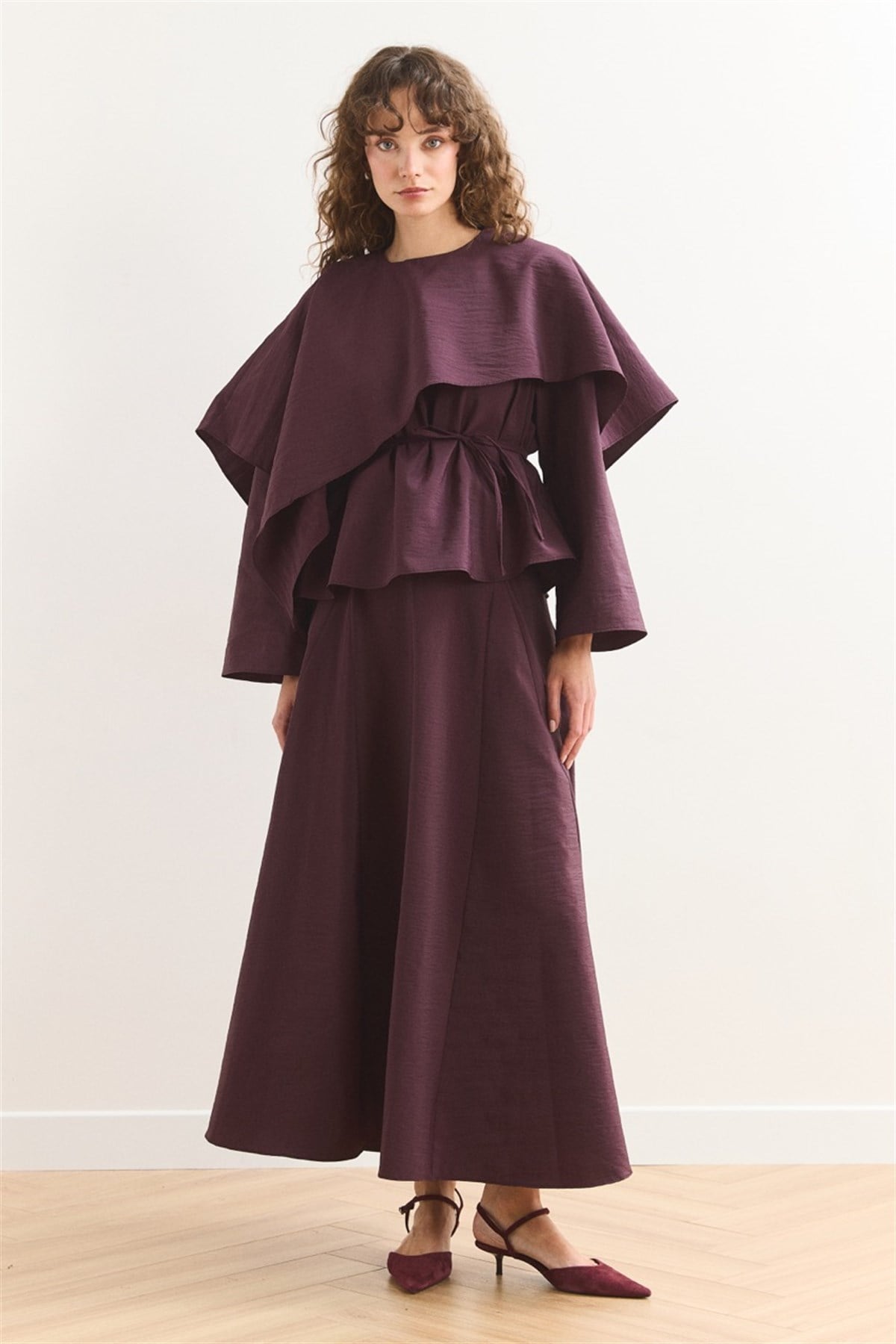 Omuzdan Şallı Biye Kuşak Etekli Takım - Bordo