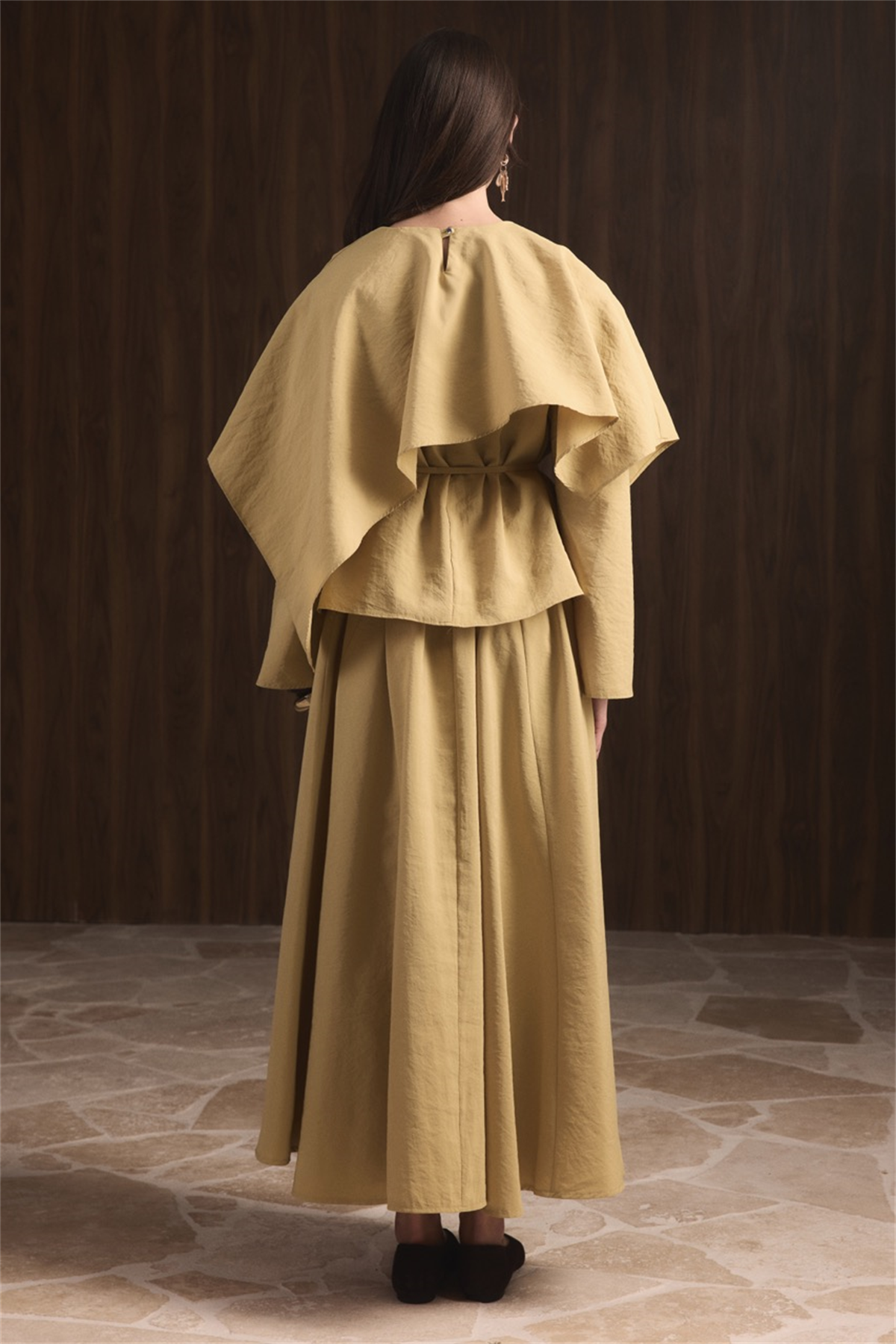 Omuzdan Şallı Biye Kuşak Etekli Takım - Yağ Yeşili