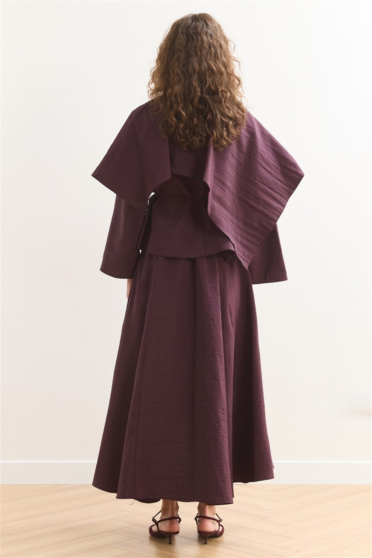 Omuzdan Şallı Biye Kuşak Etekli Takım - Bordo