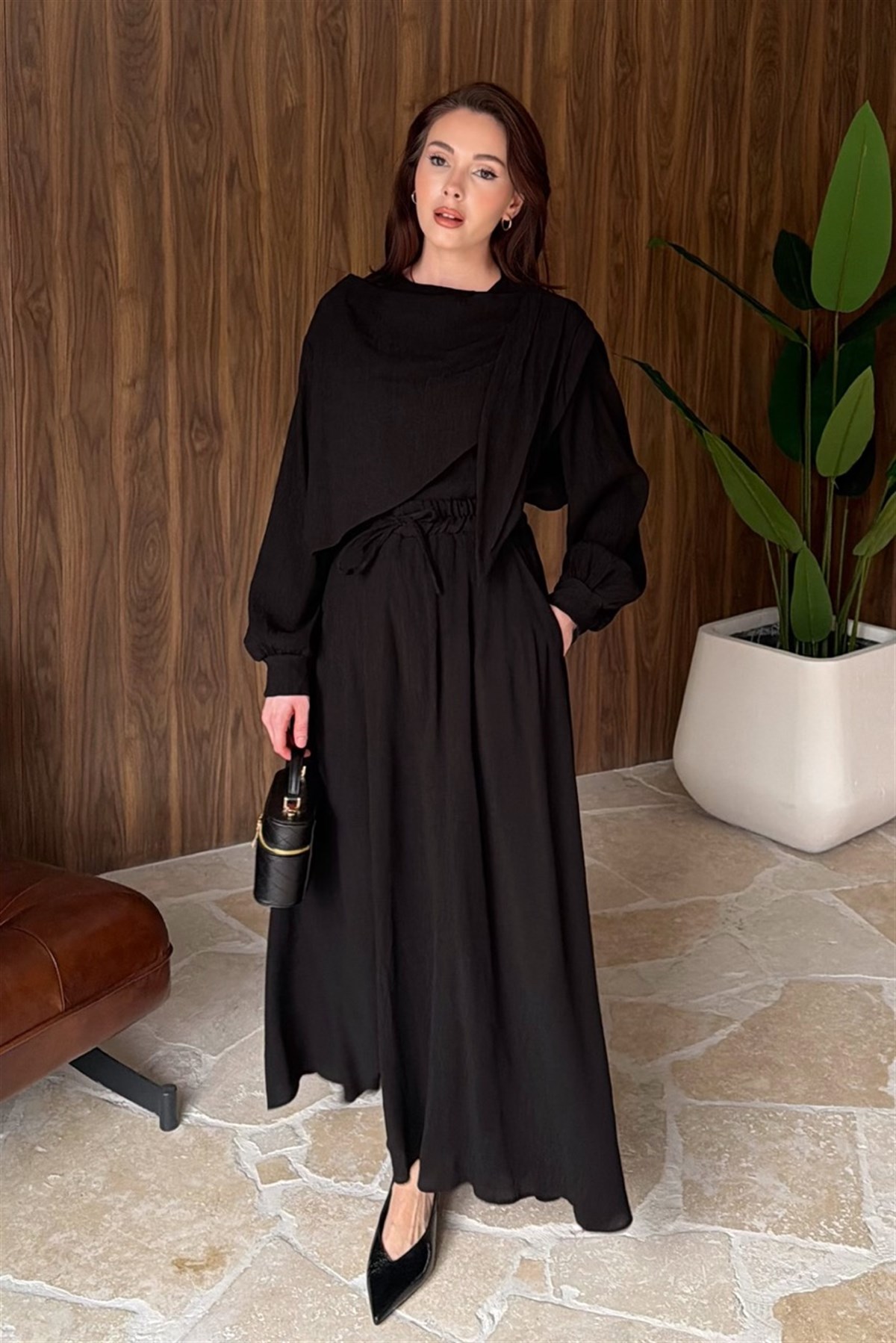 Omuzdan Şallı Mono Pilise Etek Takım - Siyah