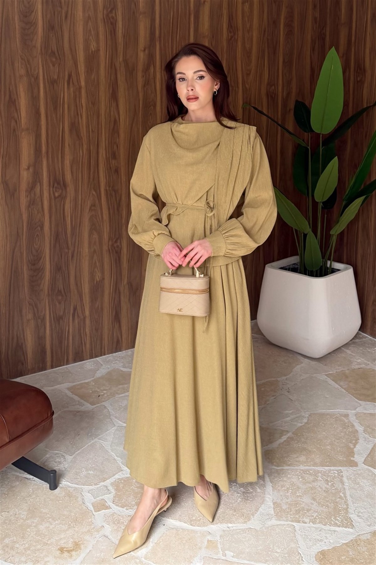 Omuzdan Şallı Mono Pilise Etek Takım - Yağ Yeşili