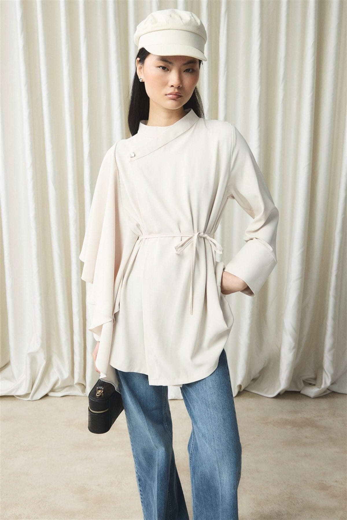 Ön Volanlı Gömlek - Bej