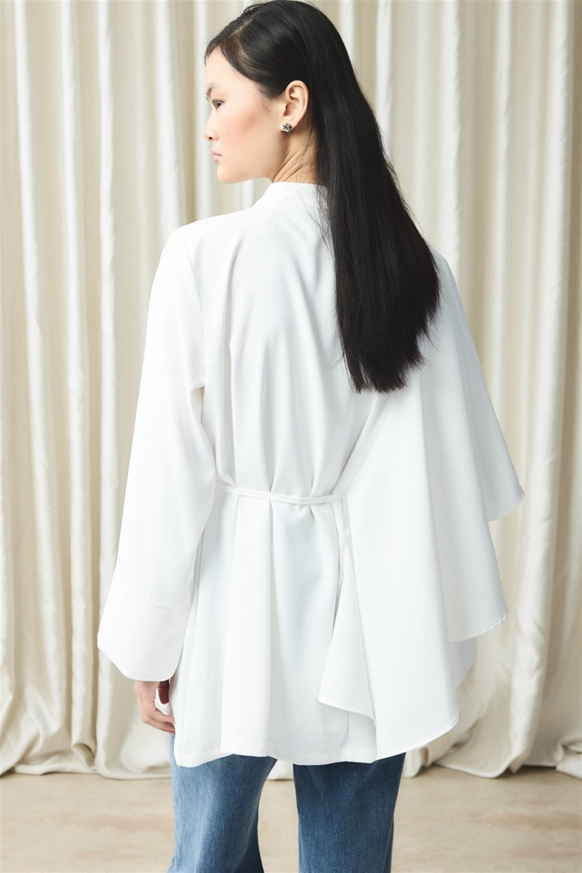 Ön Volanlı Gömlek - Ekru