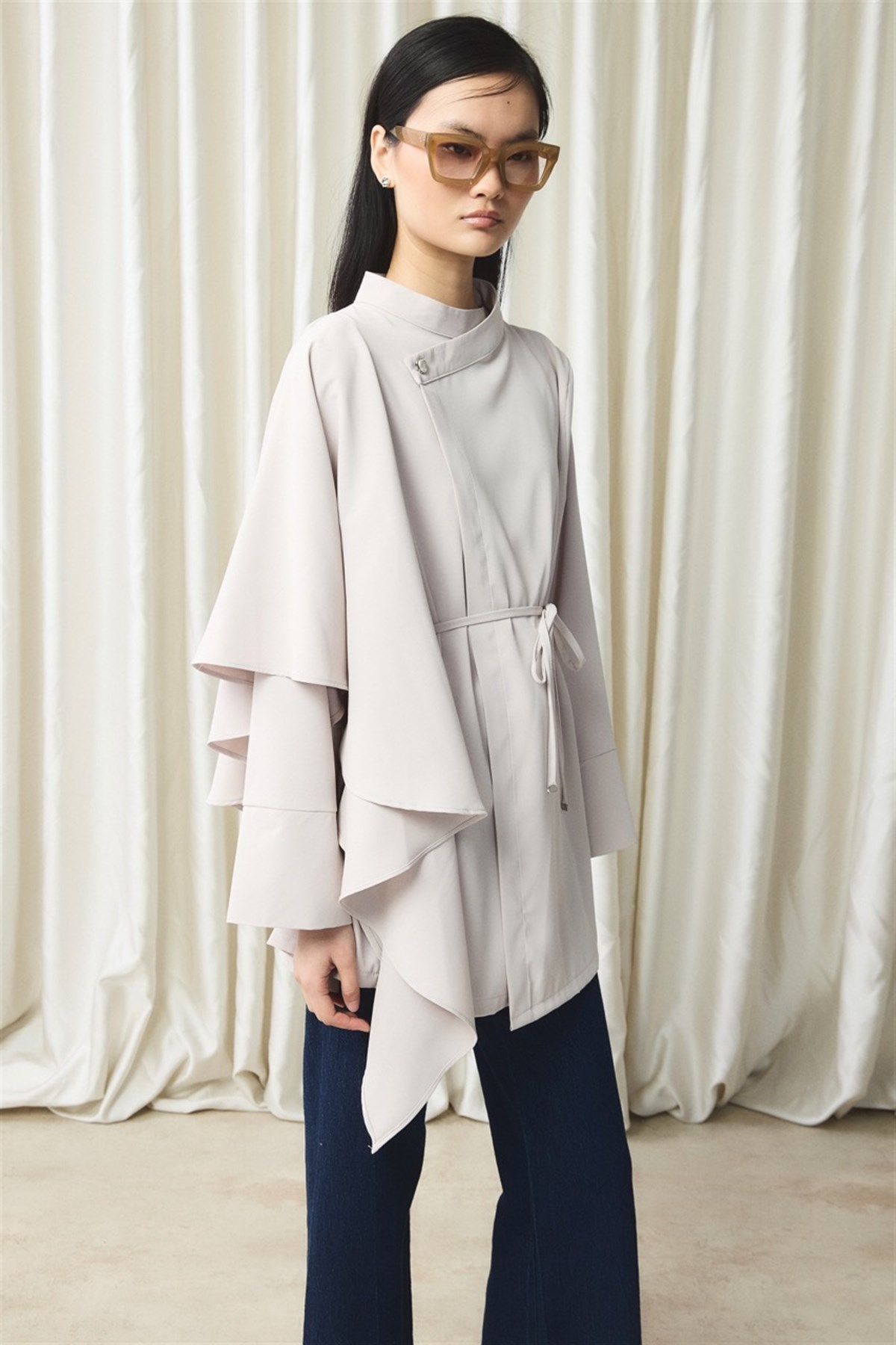 Ön Volanlı Gömlek - Taş