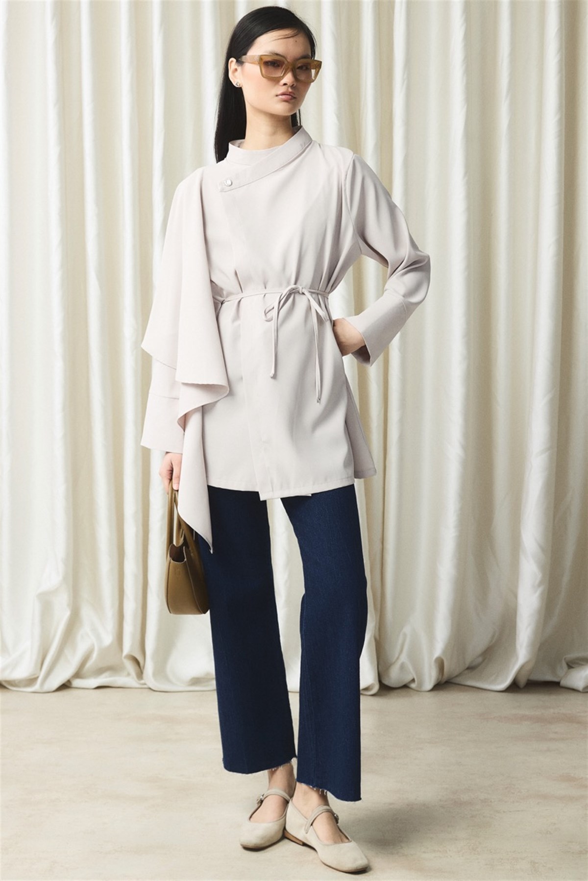 Ön Volanlı Gömlek - Taş