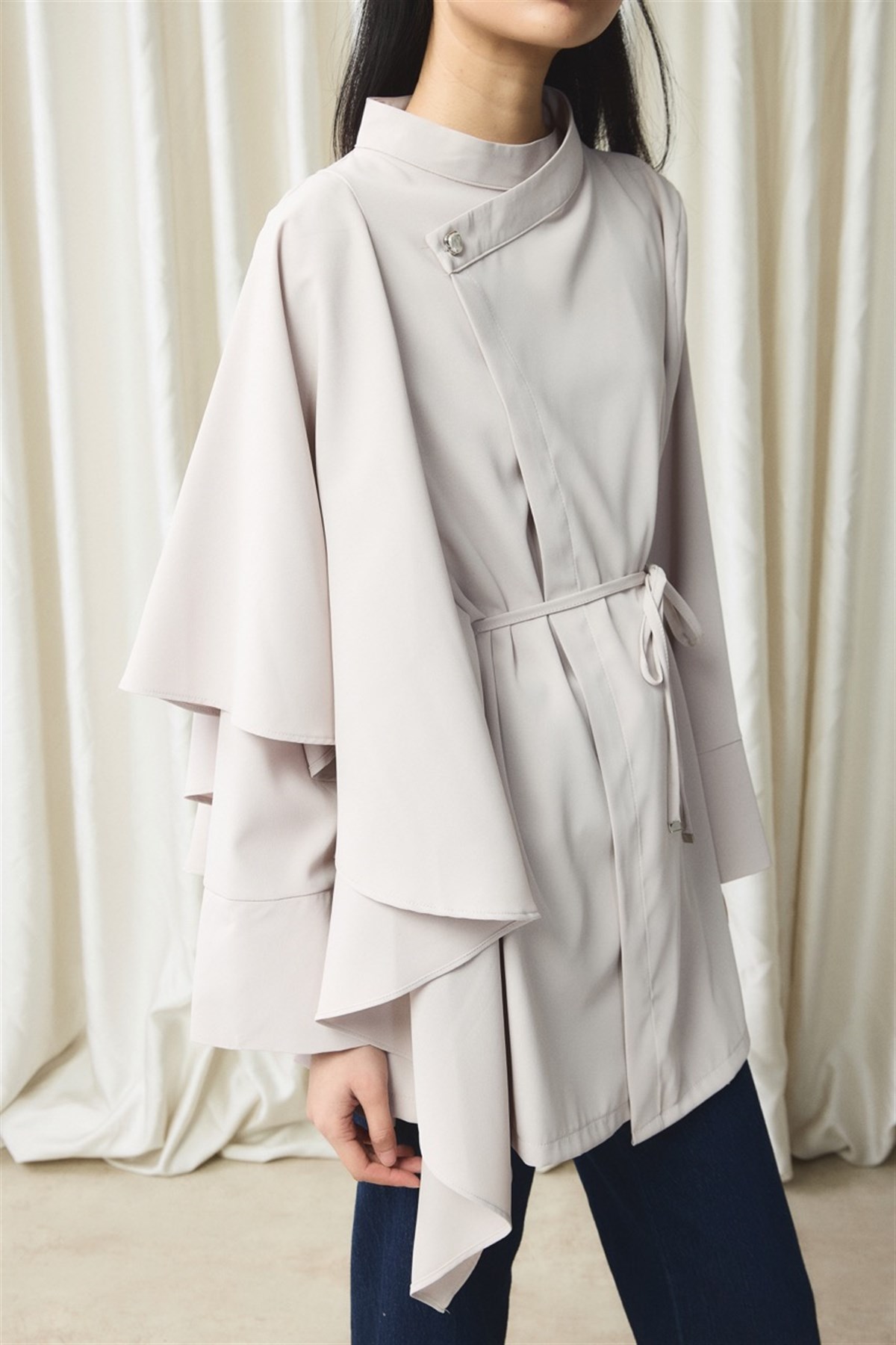 Ön Volanlı Gömlek - Taş