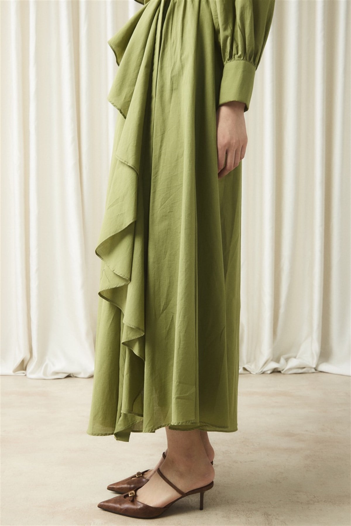 Ön Volanlı Vual Elbise - Yağ Yeşili