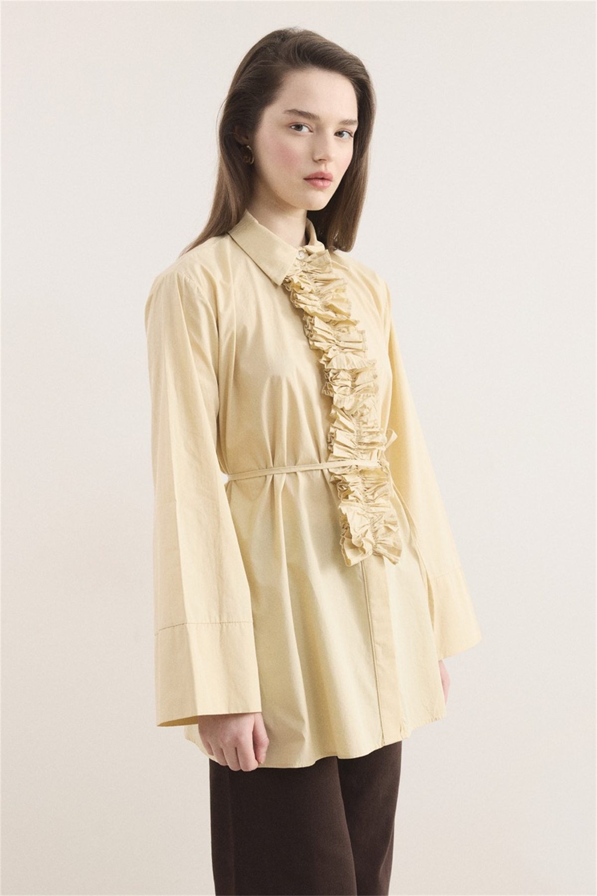 Önü Piliseli Fırfırlı Gömlek - Sarı