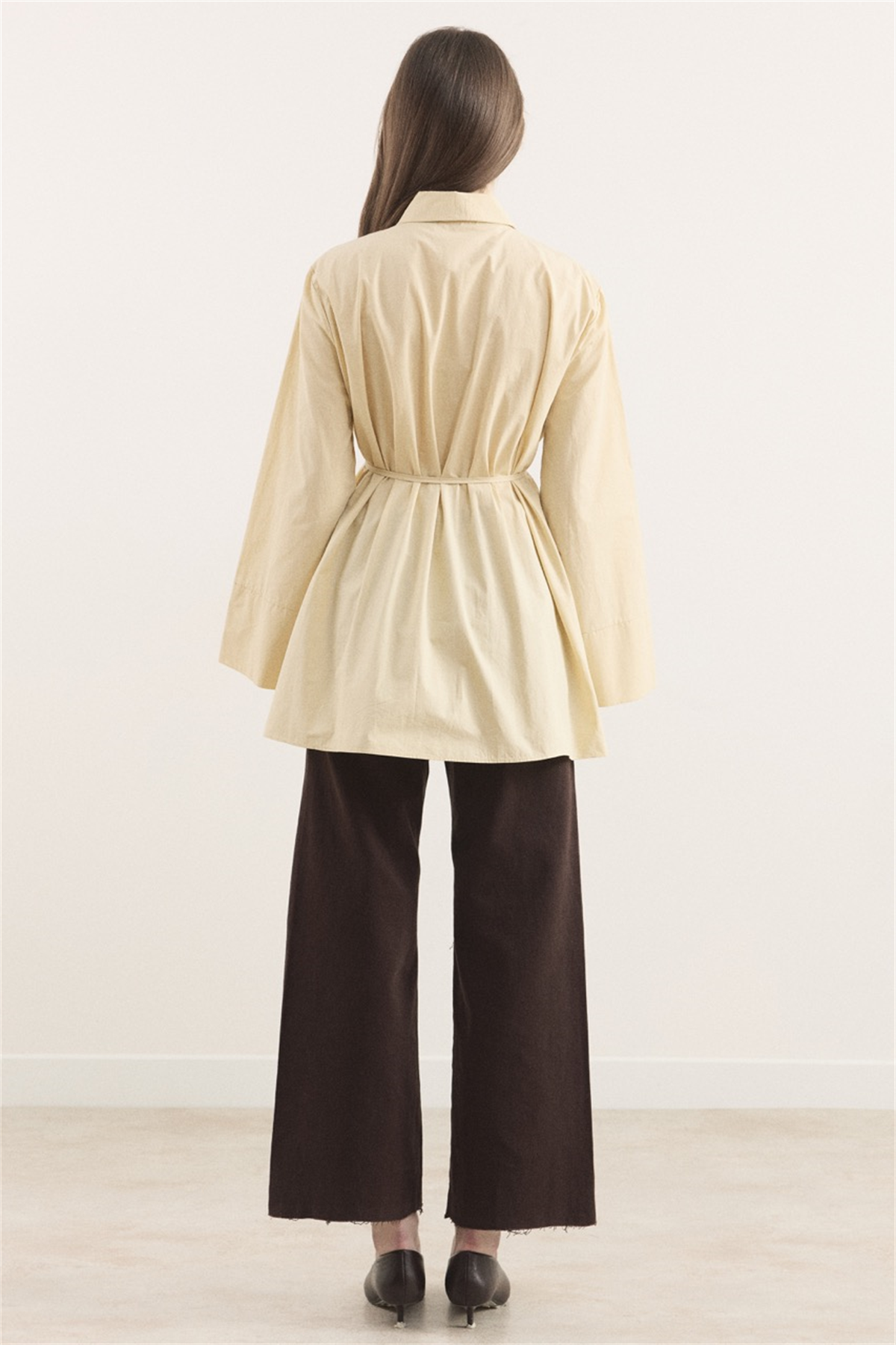 Önü Piliseli Fırfırlı Gömlek - Sarı