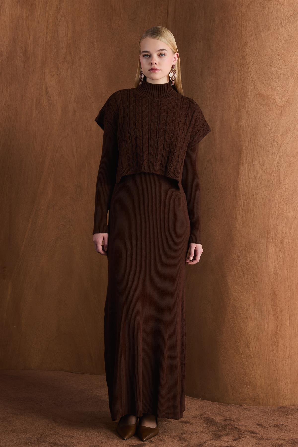Örgü Kazaklı Triko Elbise - Acı Kahve