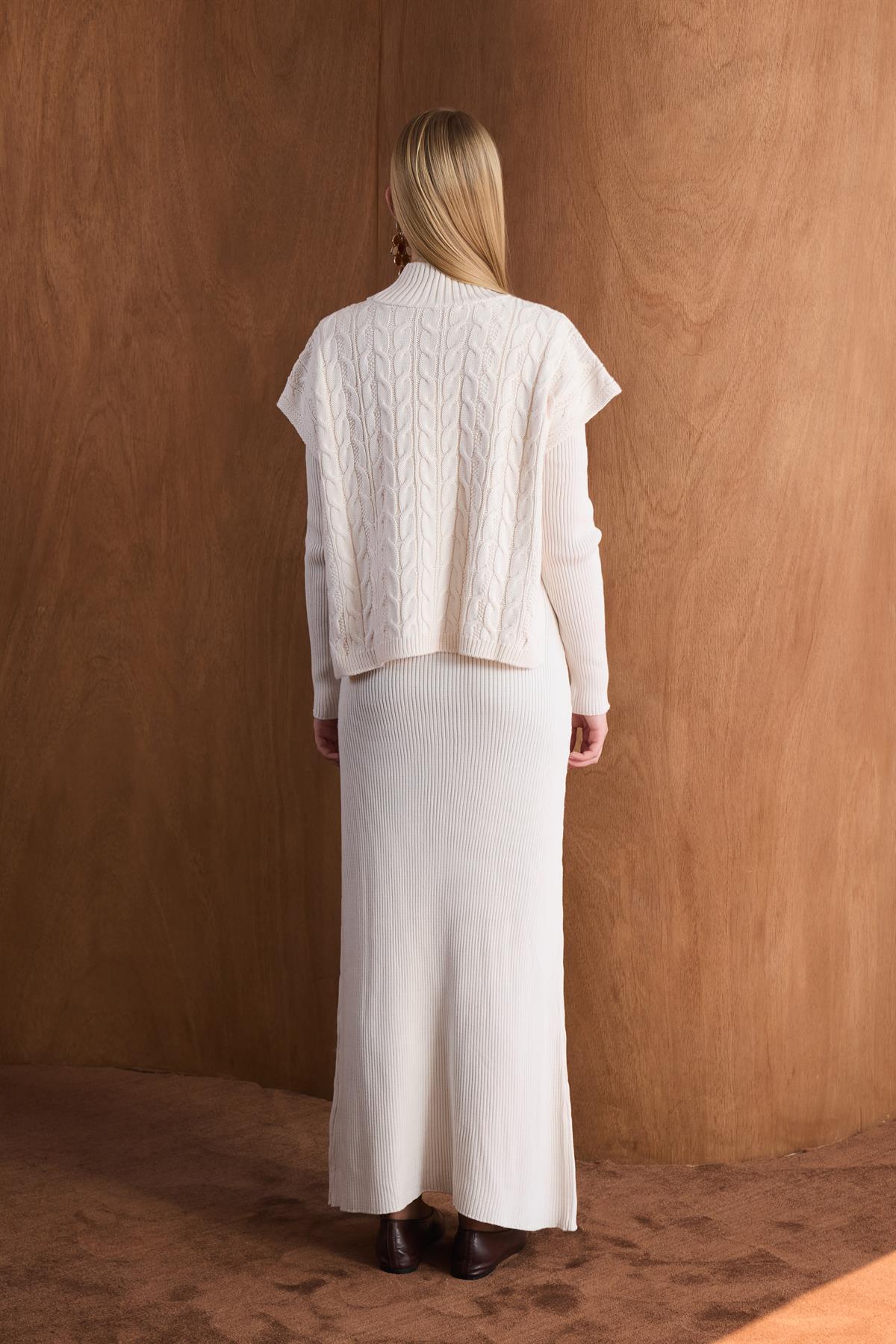 Örgü Kazaklı Triko Elbise - Ekru