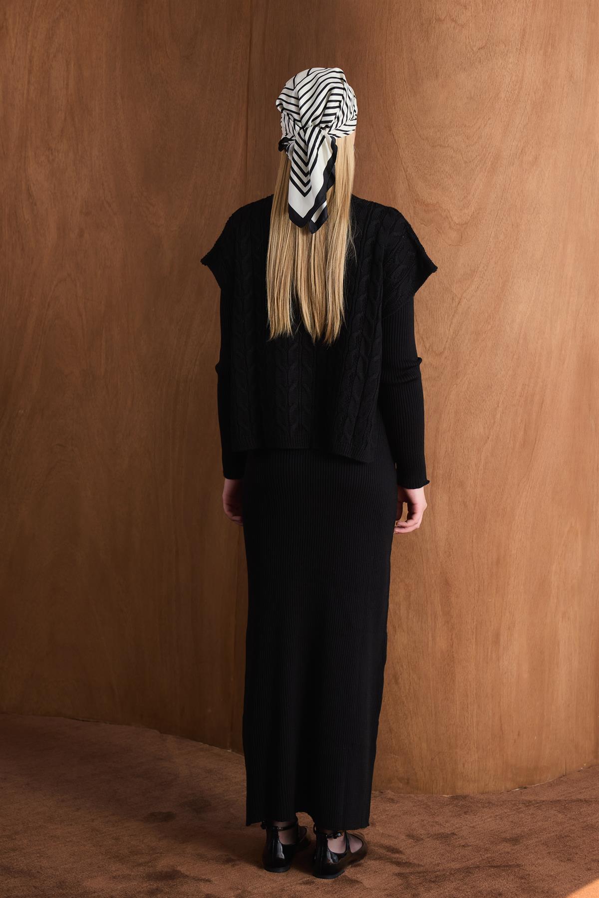 Örgü Kazaklı Triko Elbise - Siyah