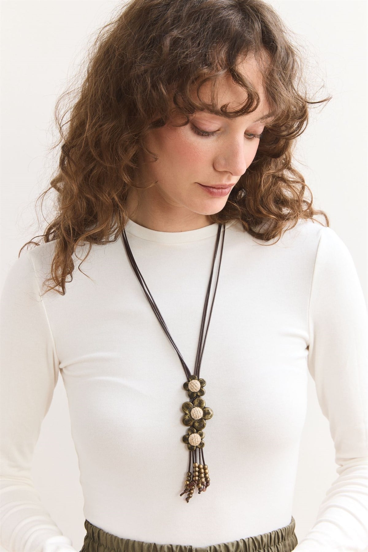 Papatya Sıralı Kolye - Mix