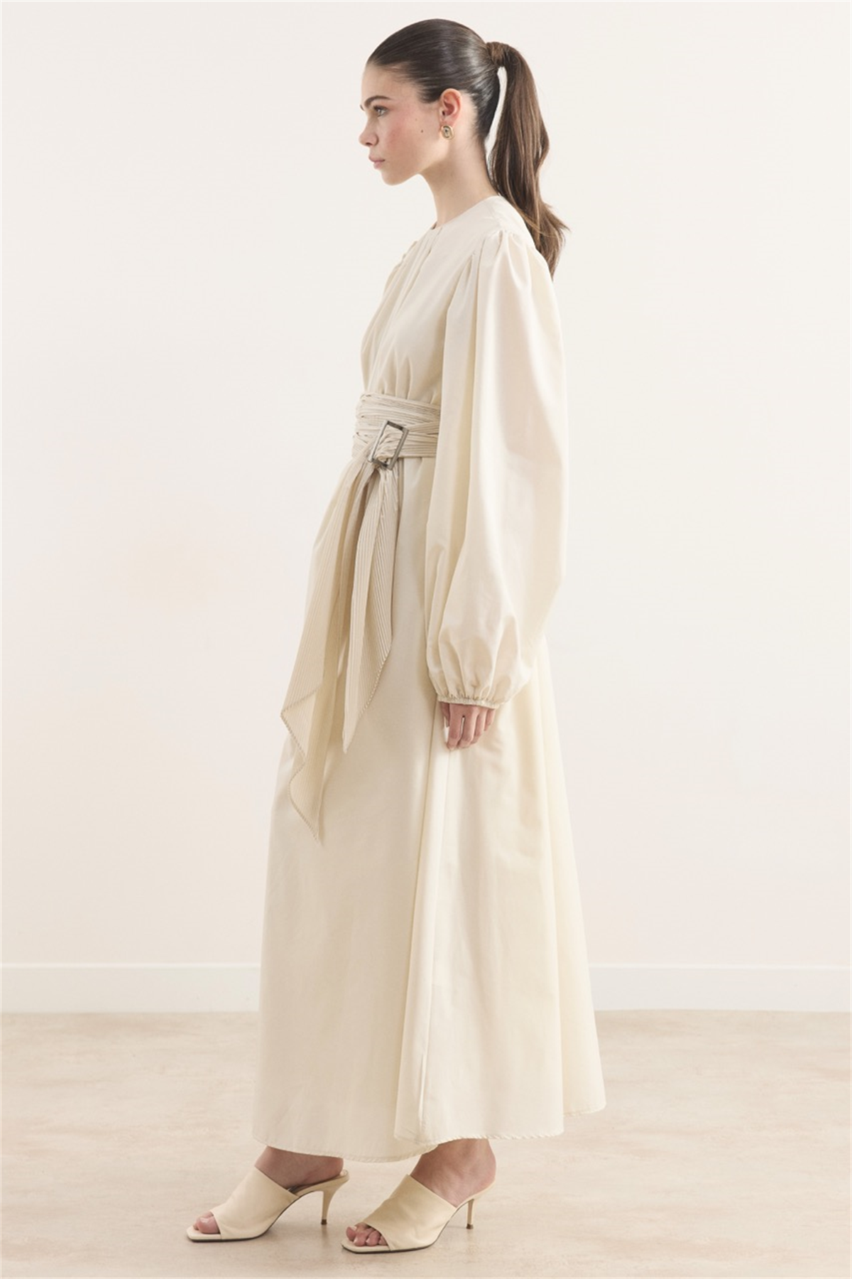 Pilise Kemerli Dacron Elbise - Krem