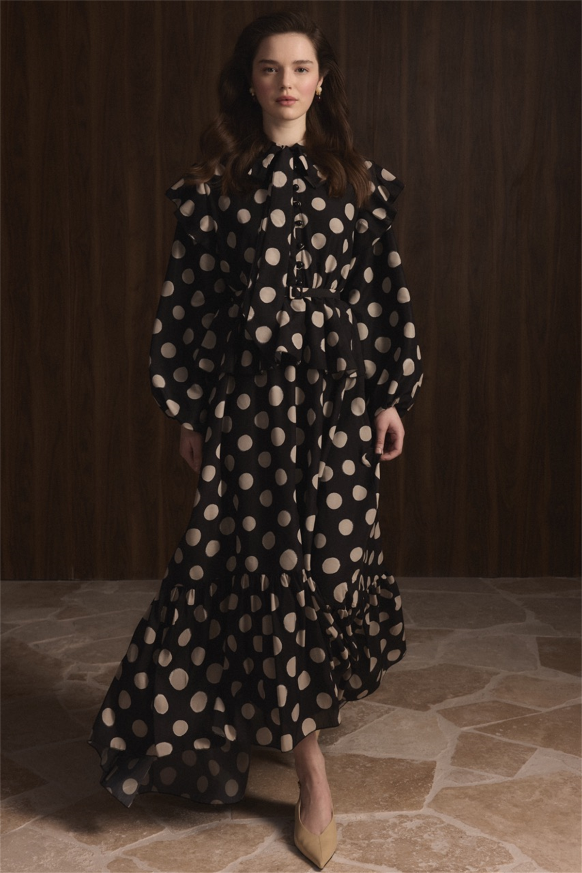 Puantiyeli Etek Fırfırlı Elbise - Siyah