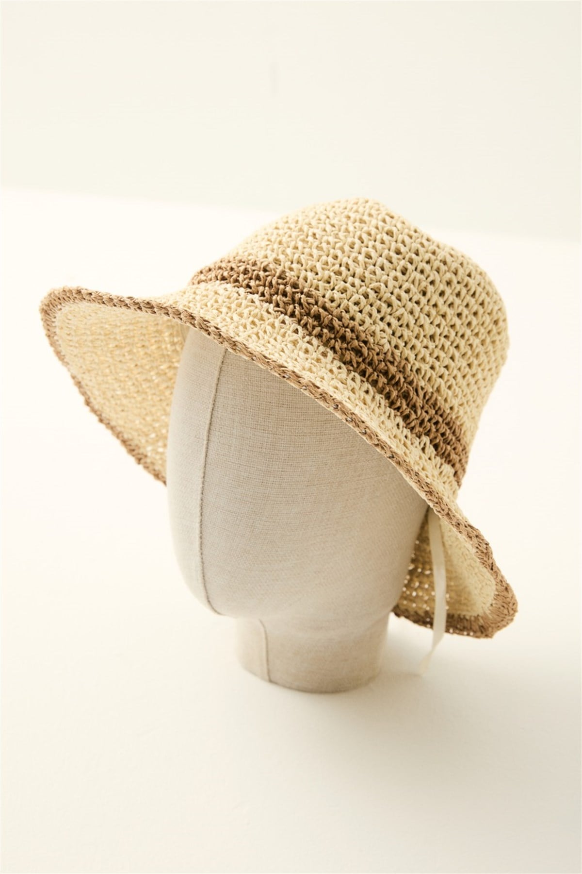 Renk Geçişli El Örgüsü Hasır Şapka - Bej