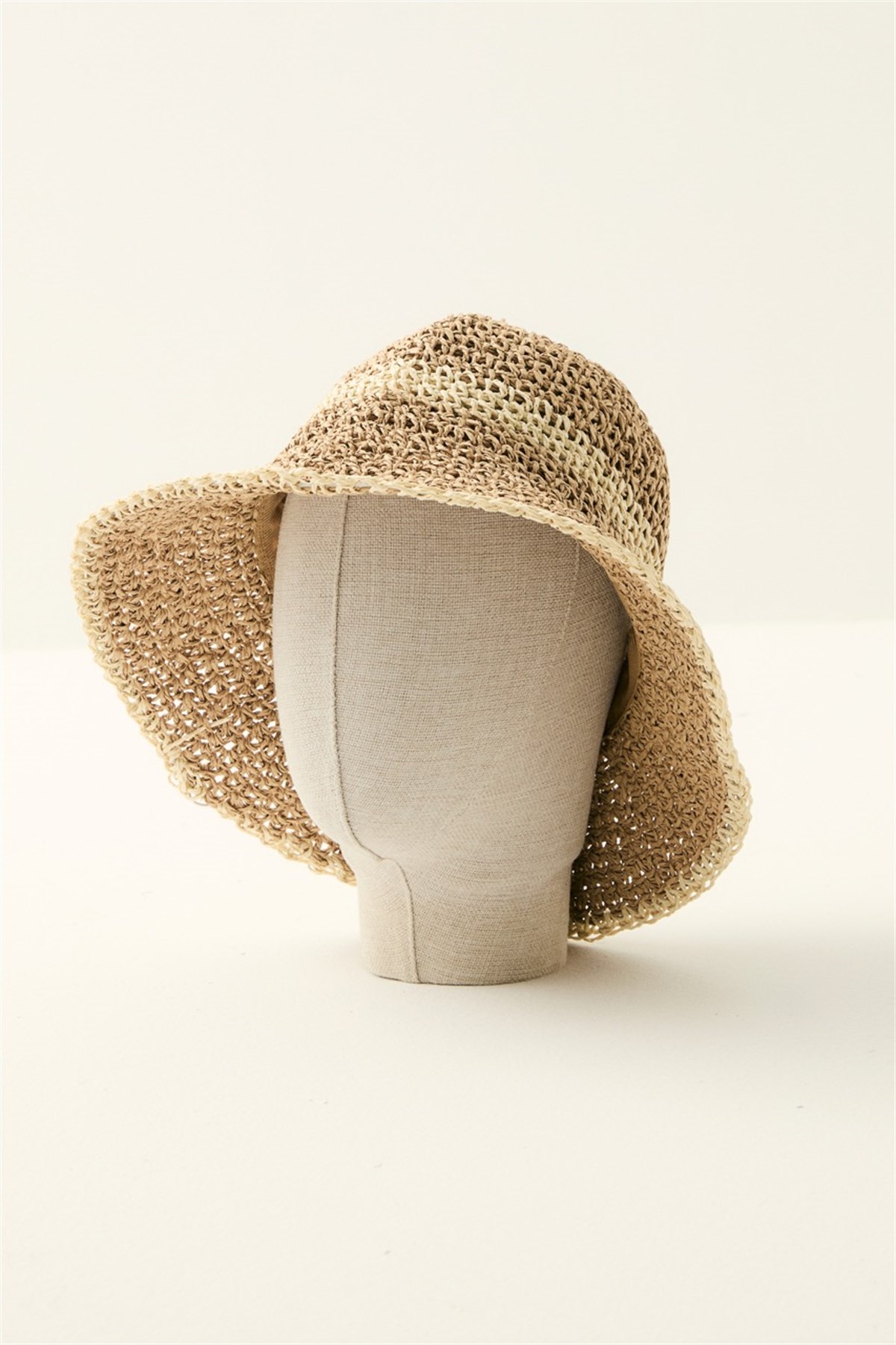 Renk Geçişli El Örgüsü Hasır Şapka - Camel