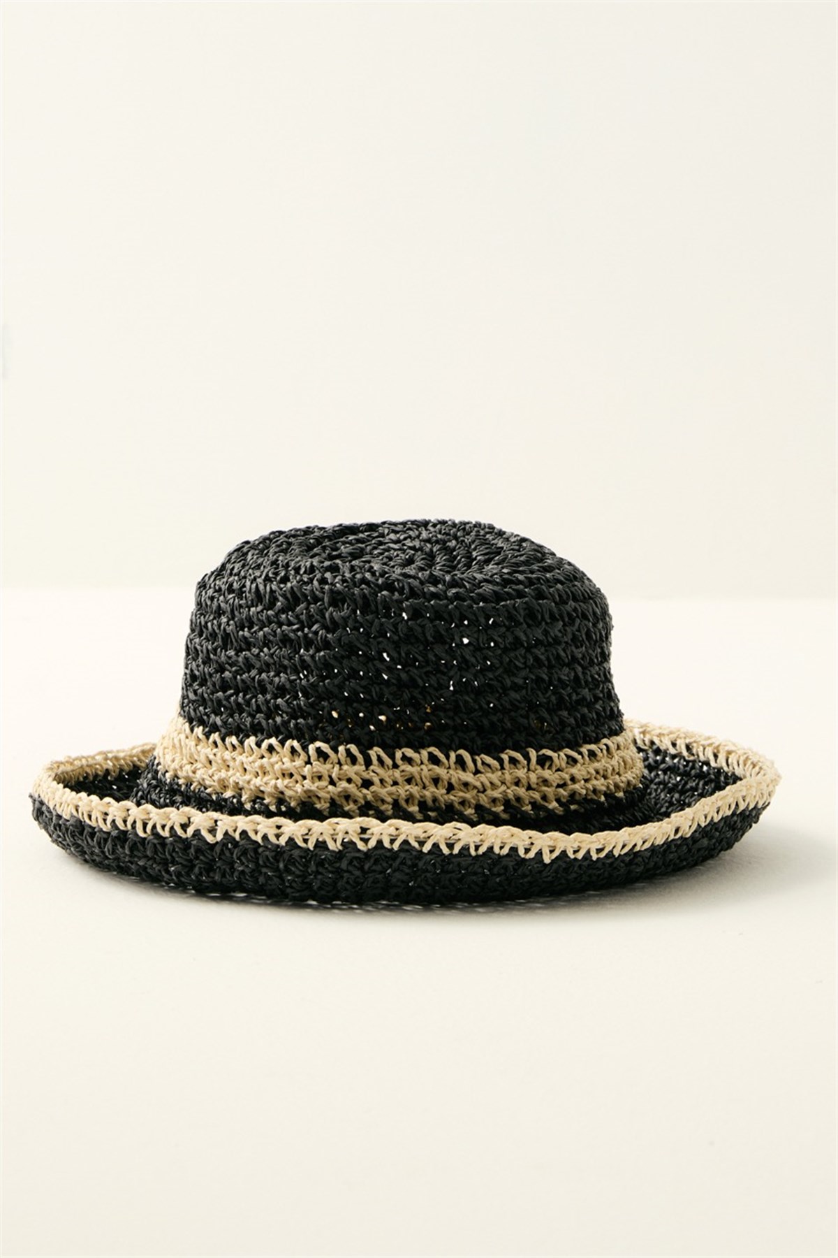 Renk Geçişli El Örgüsü Hasır Şapka - Siyah