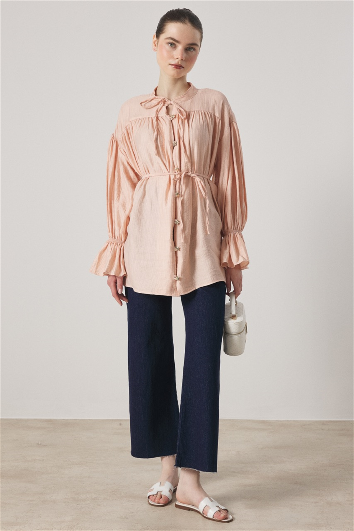 Robadan Büzgülü Bel Lastikli Gömlek - Pudra