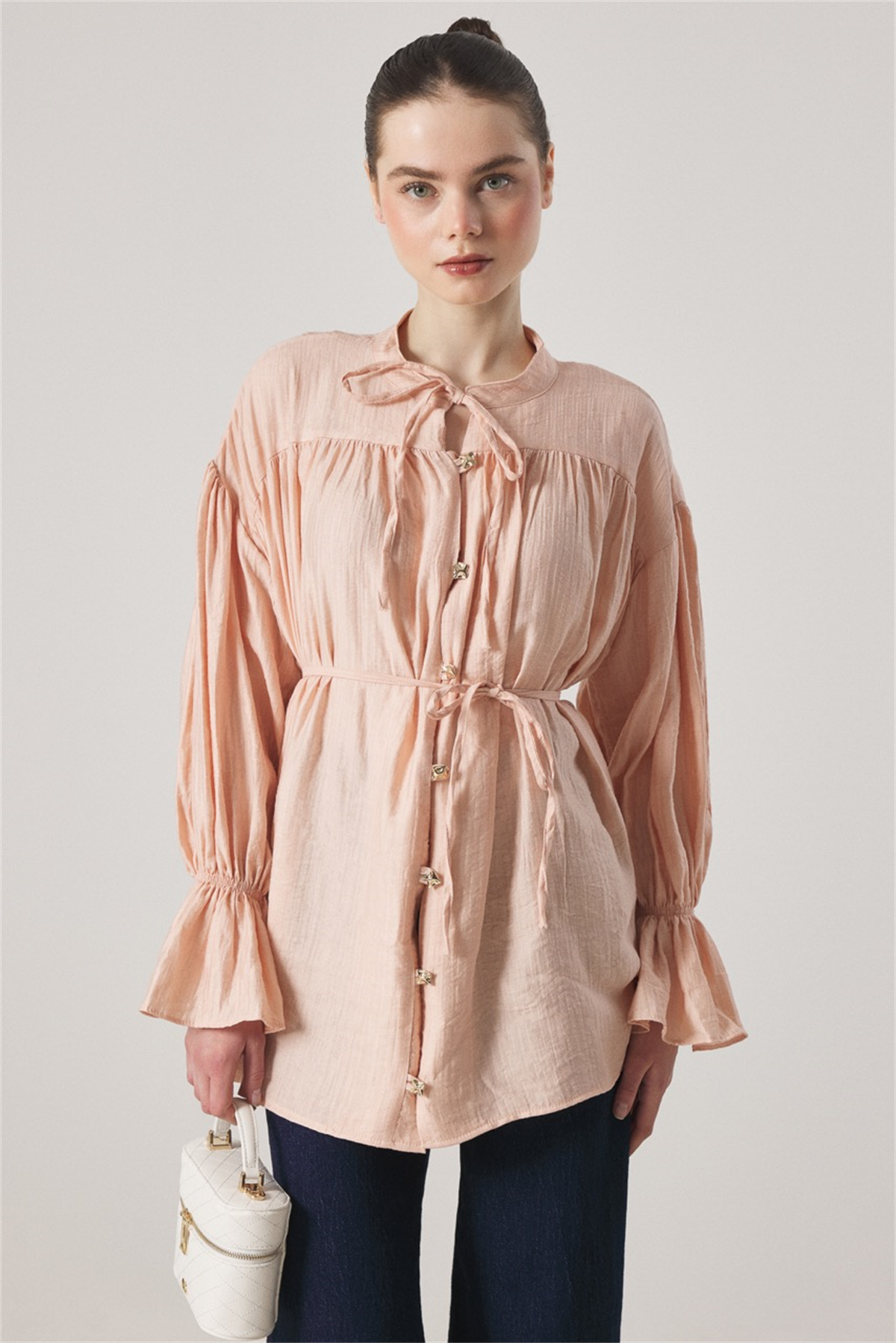 Robadan Büzgülü Bel Lastikli Gömlek - Pudra