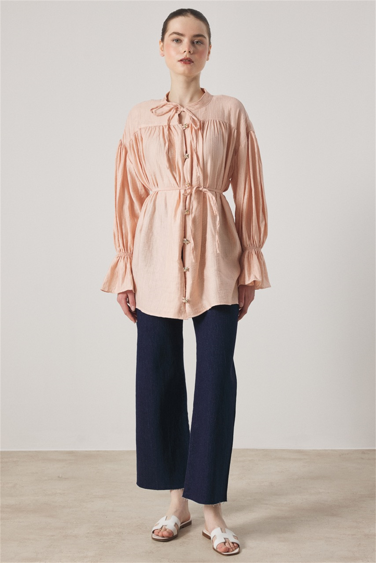 Robadan Büzgülü Bel Lastikli Gömlek - Pudra