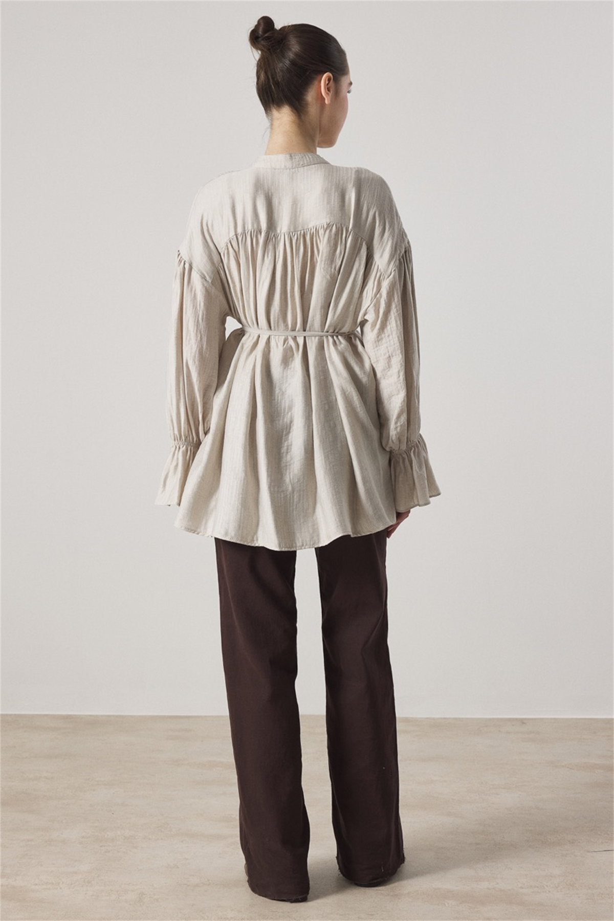 Robadan Büzgülü Bel Lastikli Gömlek - Taş