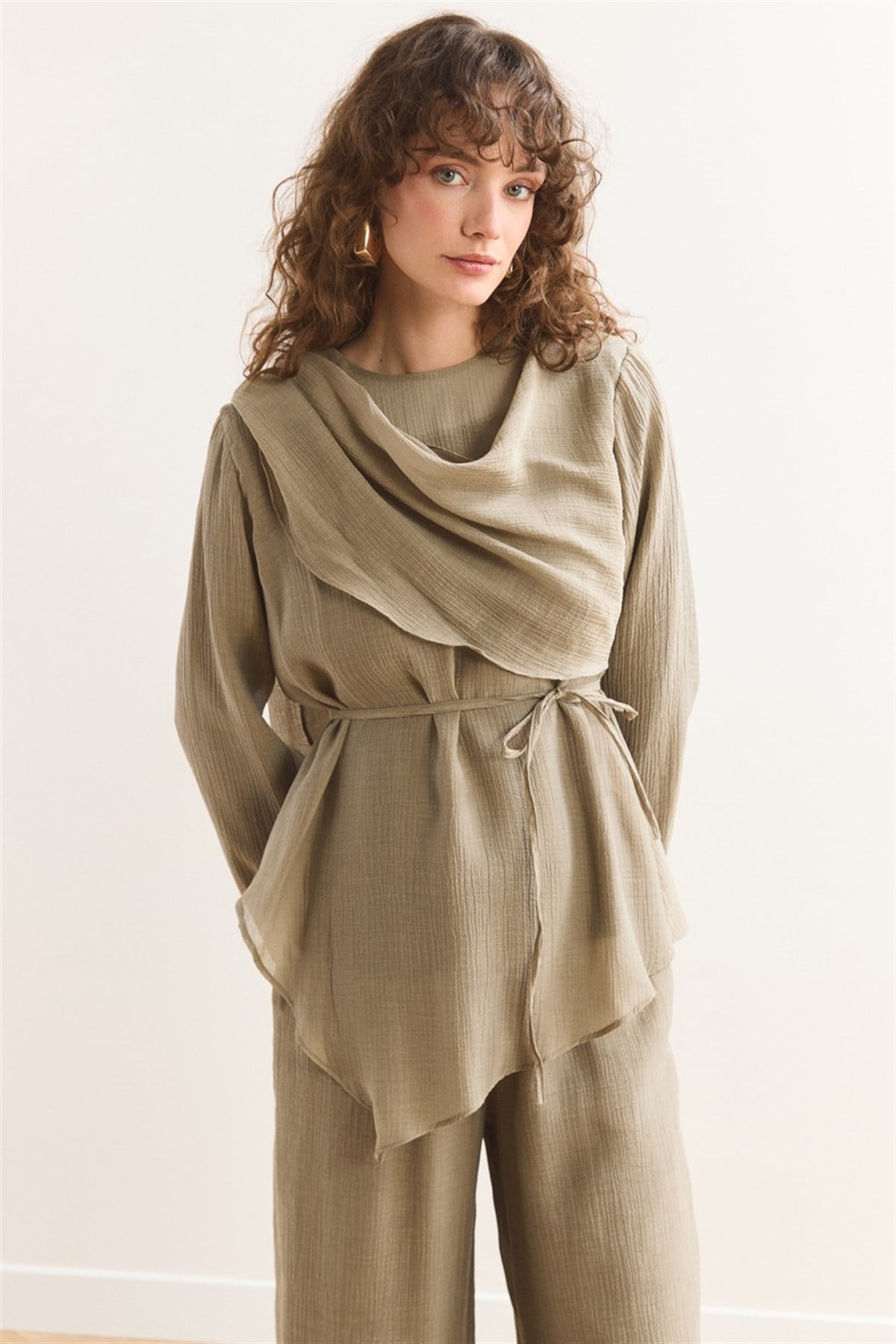 Şal Yaka Broşlu Takım - Çağla