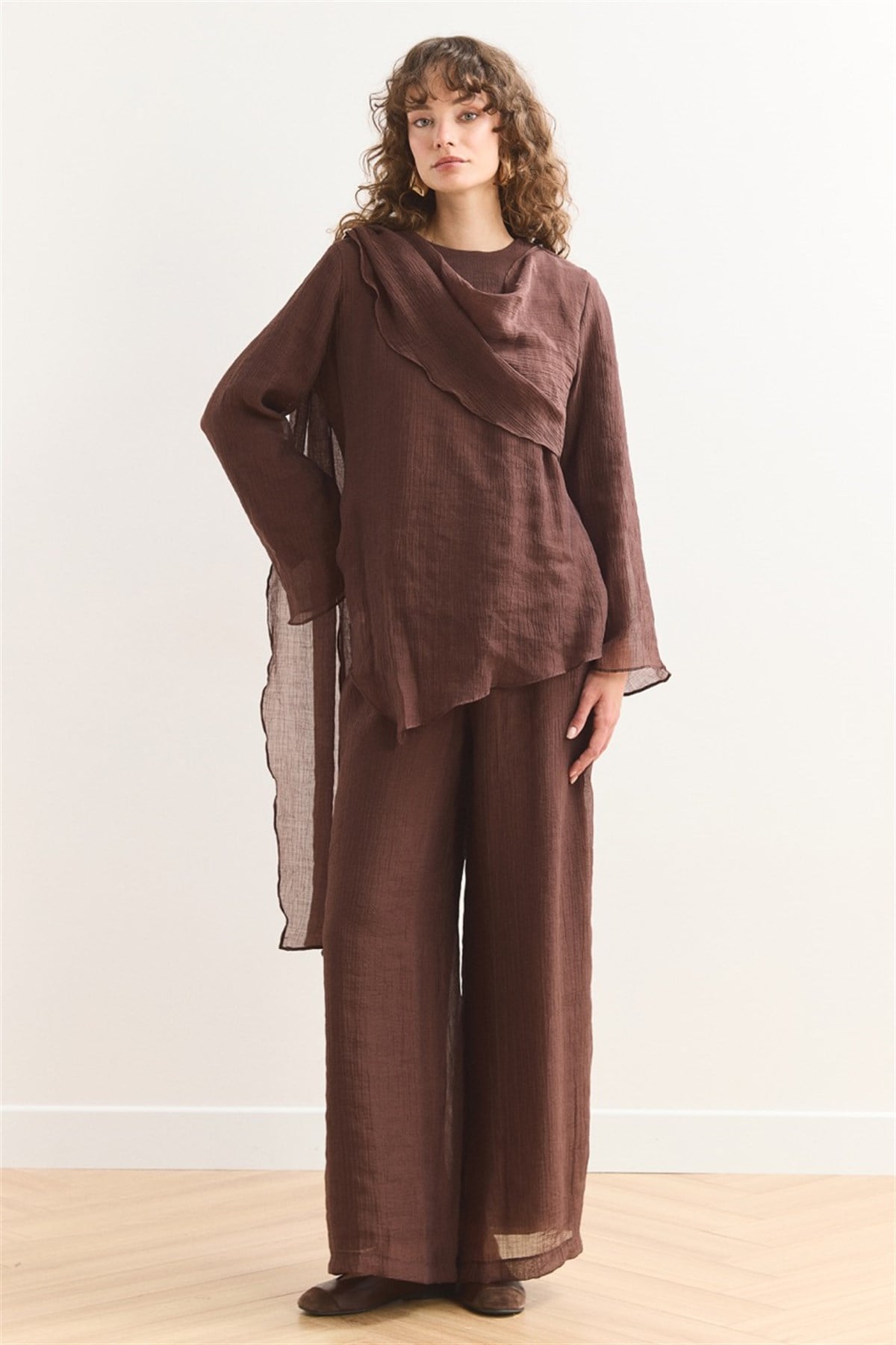 Şal Yaka Broşlu Takım - Kahve