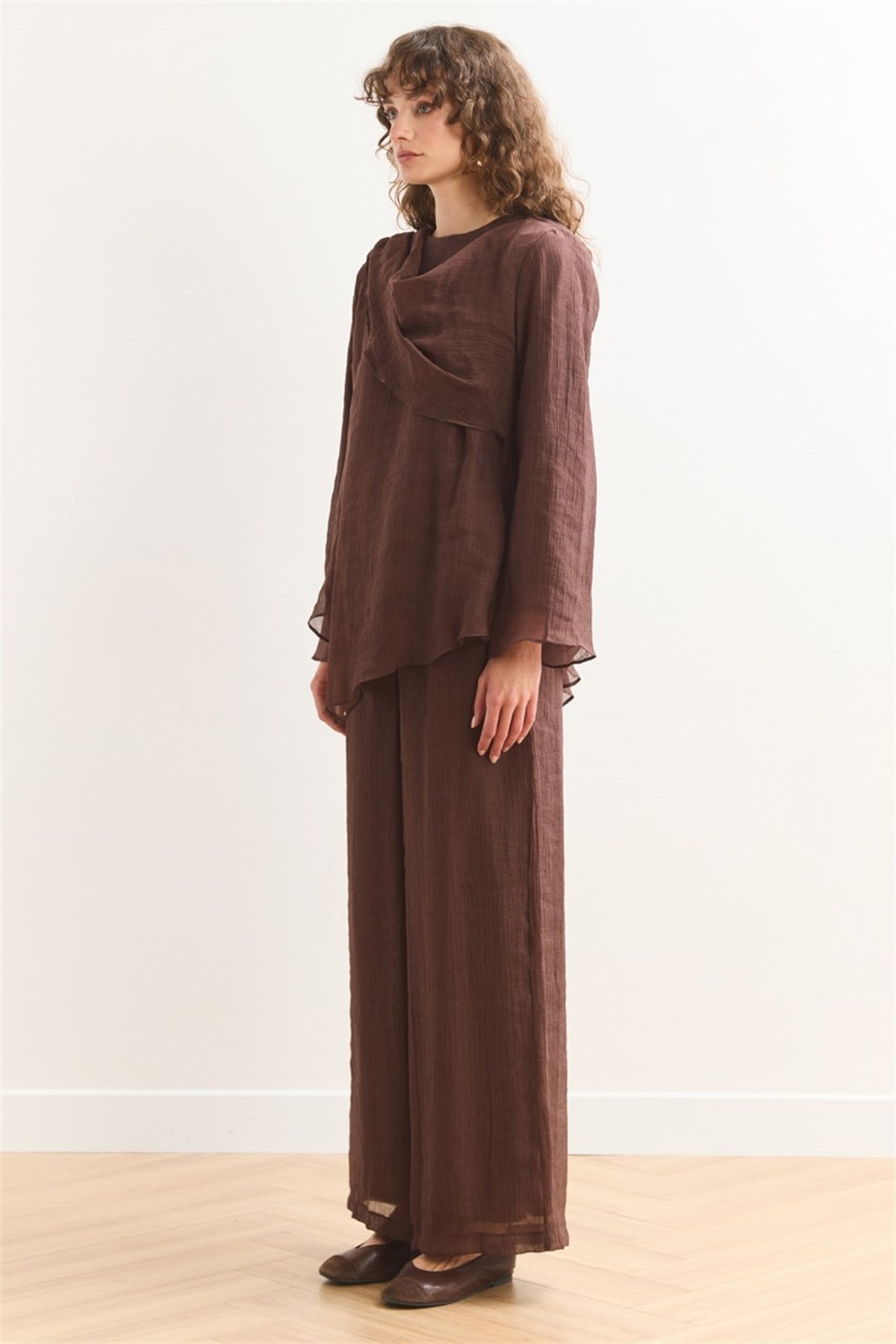 Şal Yaka Broşlu Takım - Kahve