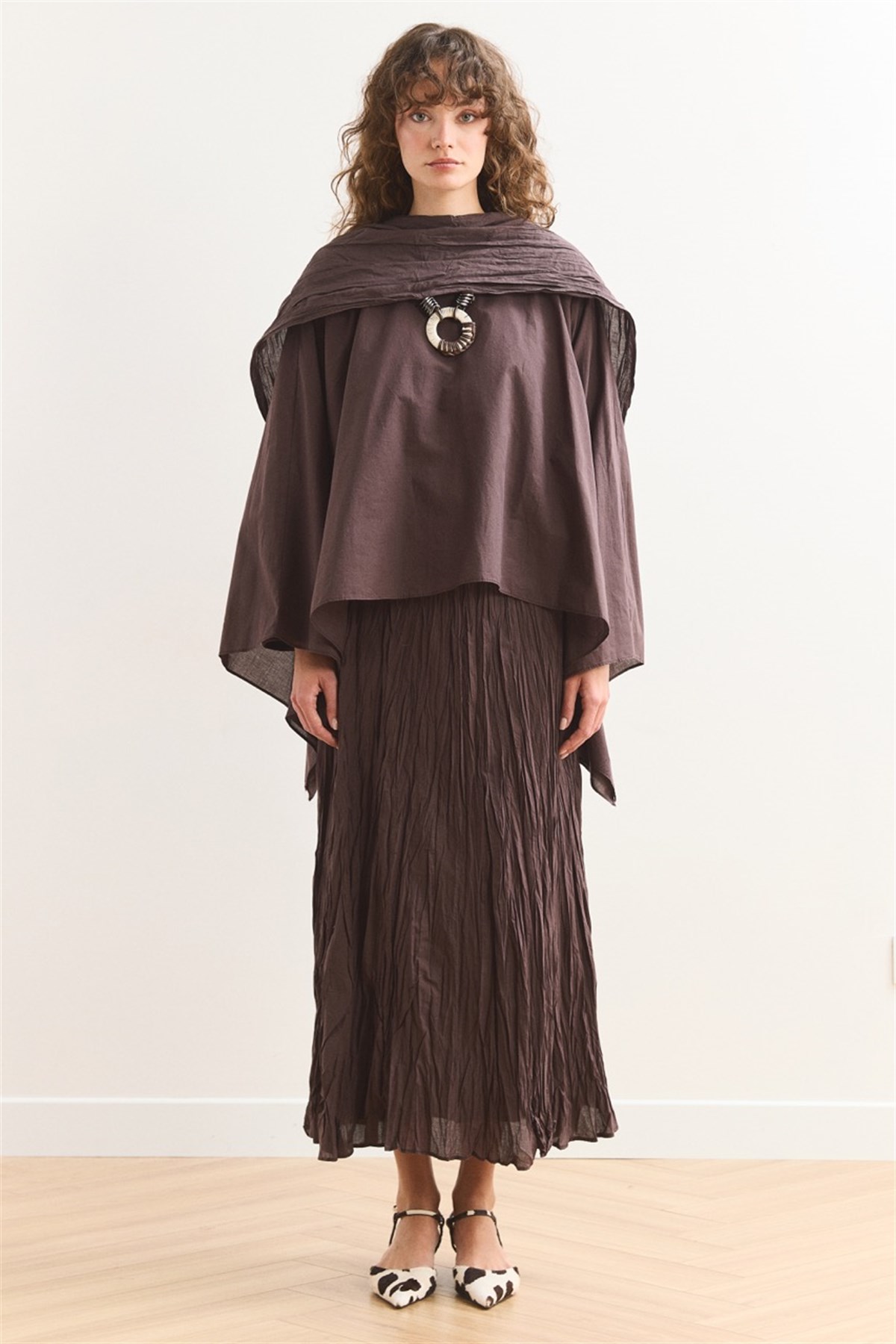 Şal Yaka Crash Etekli Vual Takım - Kahve