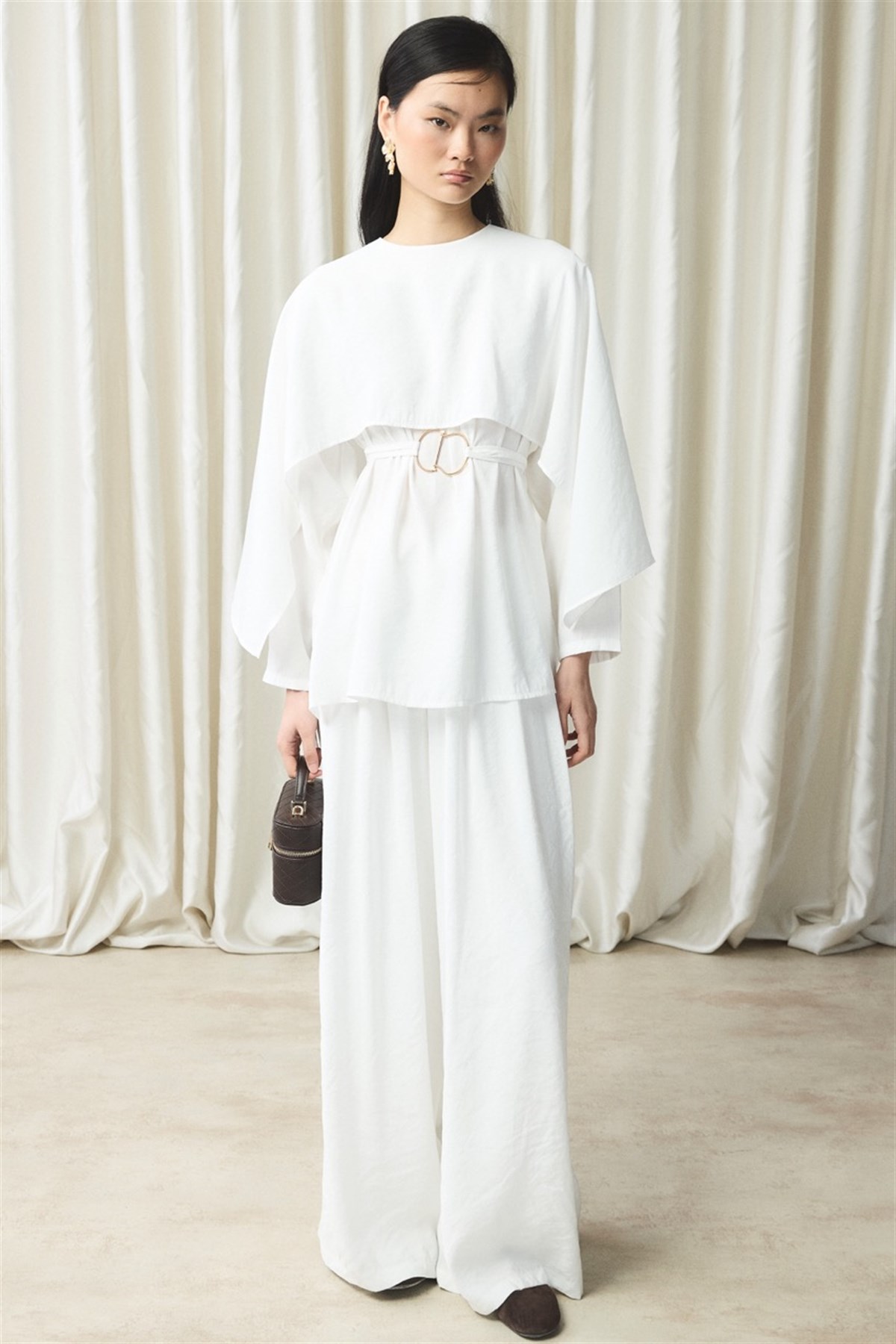 Şal Yaka Kemerli Takım - Ekru