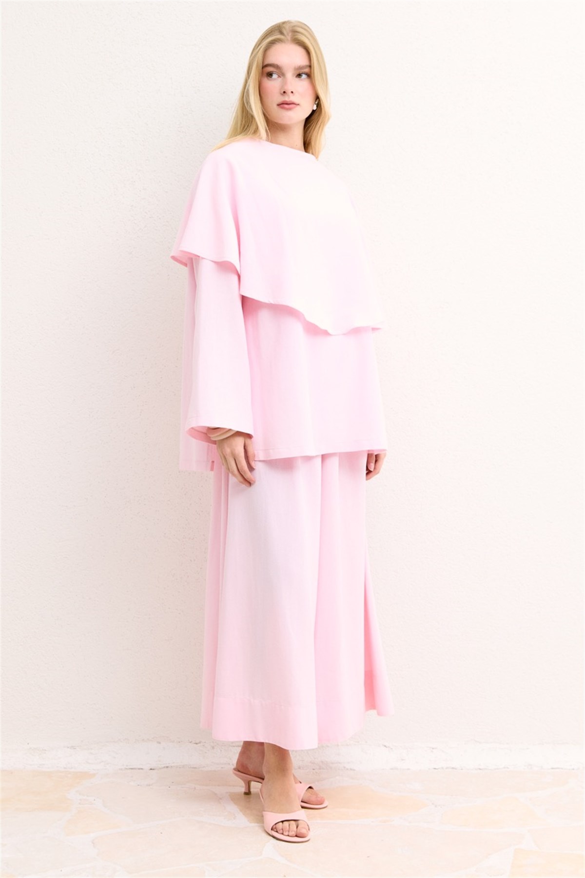 Sera Omuz Şal Detaylı Pantolon Takım - Pembe