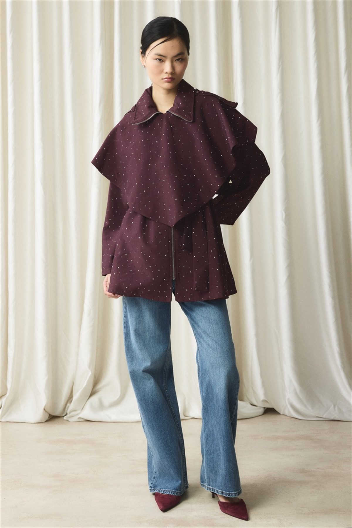 Taş Detaylı Pelerinli Ceket - Bordo