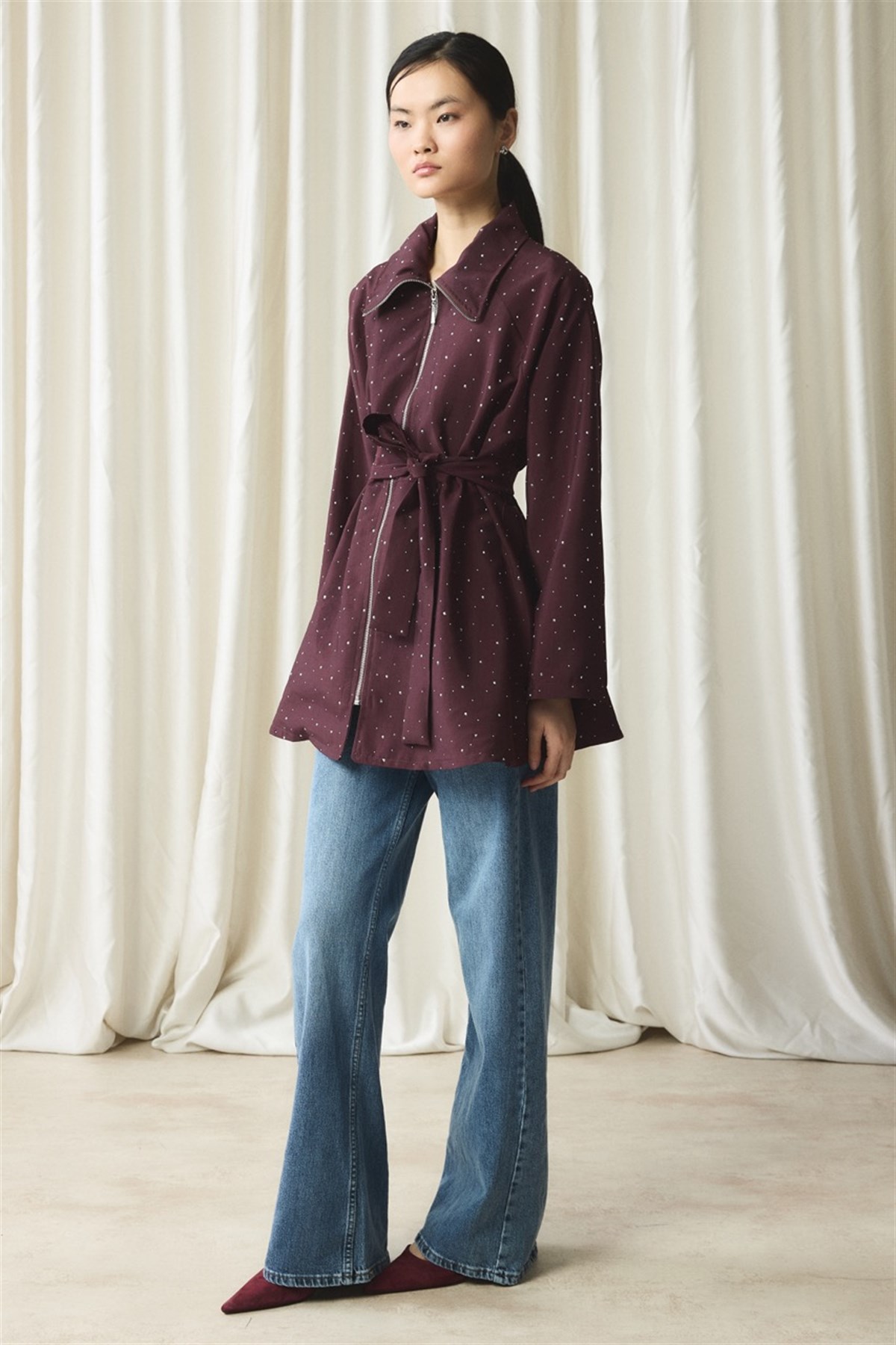 Taş Detaylı Pelerinli Ceket - Bordo