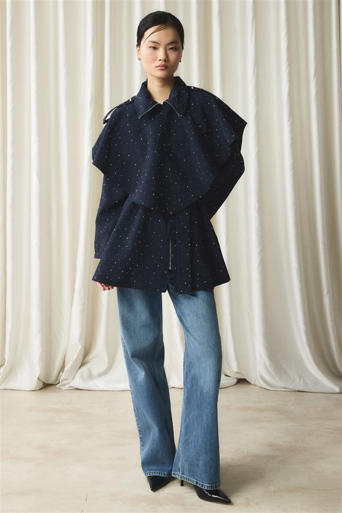 Taş Detaylı Pelerinli Ceket - Lacivert