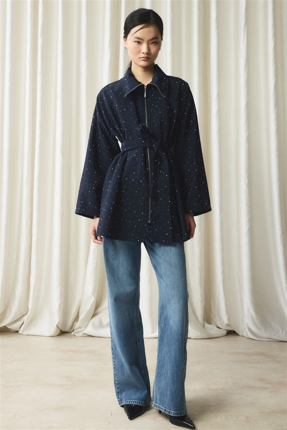 Taş Detaylı Pelerinli Ceket - Lacivert