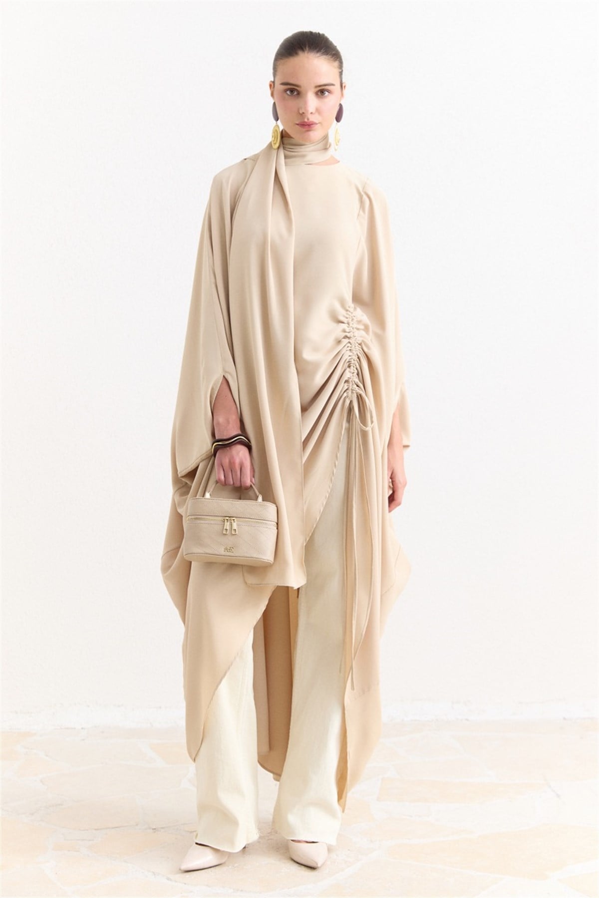 Tünel Detaylı Abaya - Bej