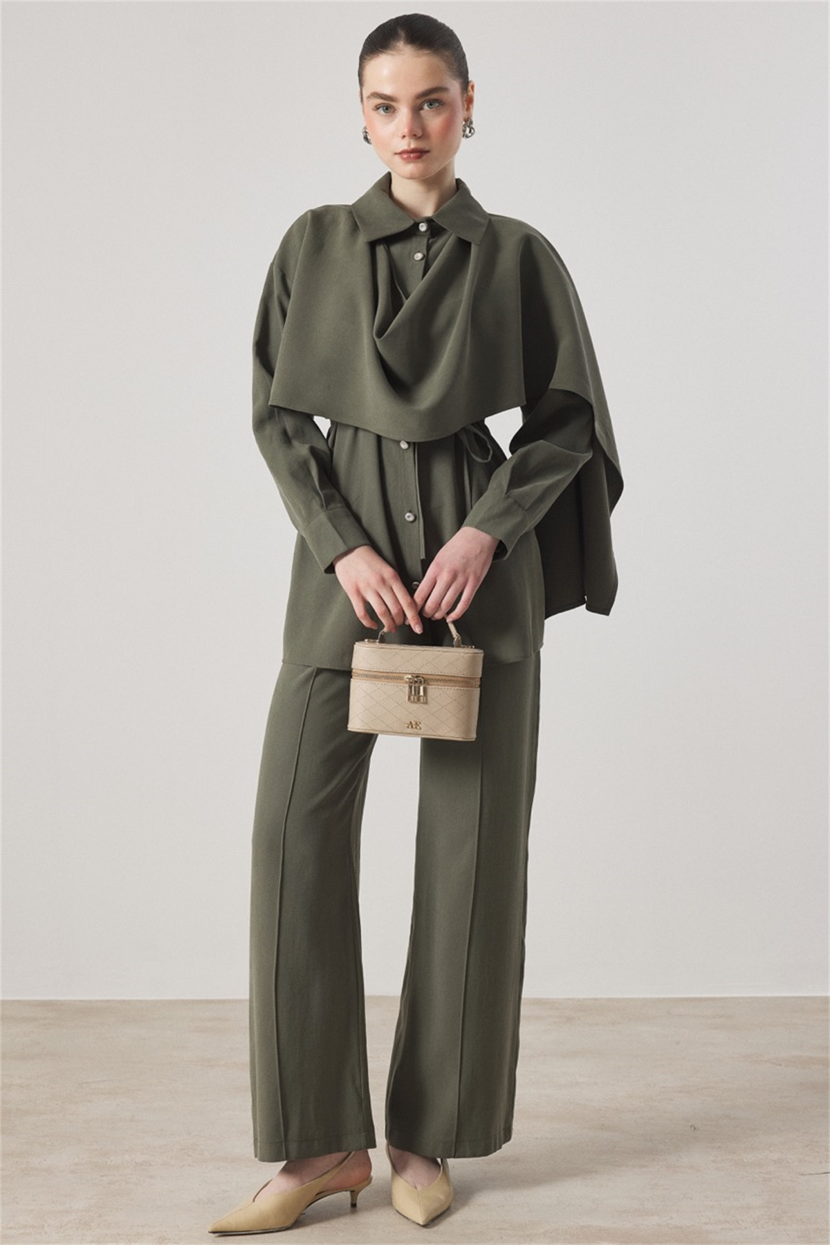 VALÉN OMUZDAN ŞALLI TAKIM - Haki